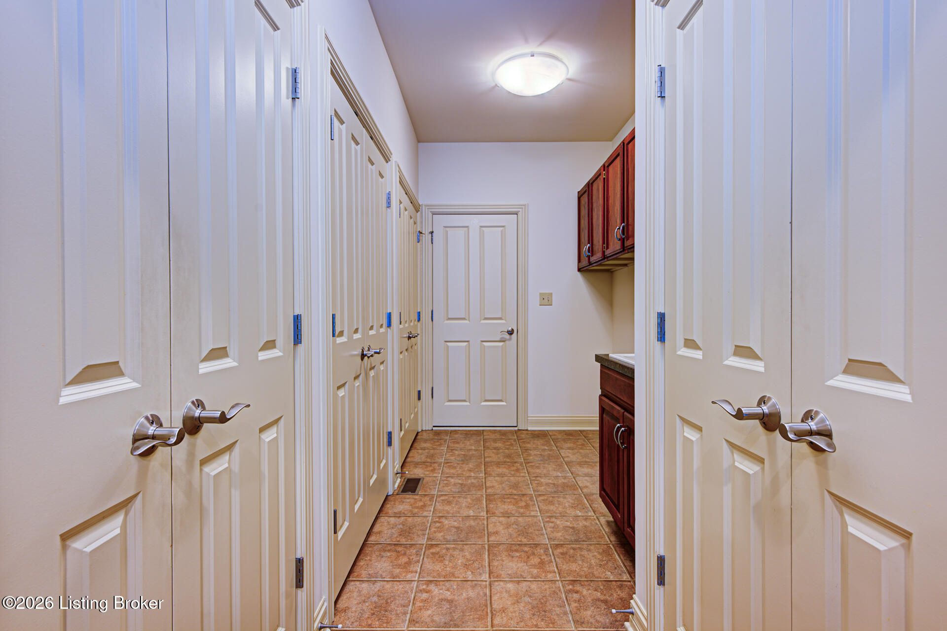 3311 Ridge Brook Cir Property Photo 19