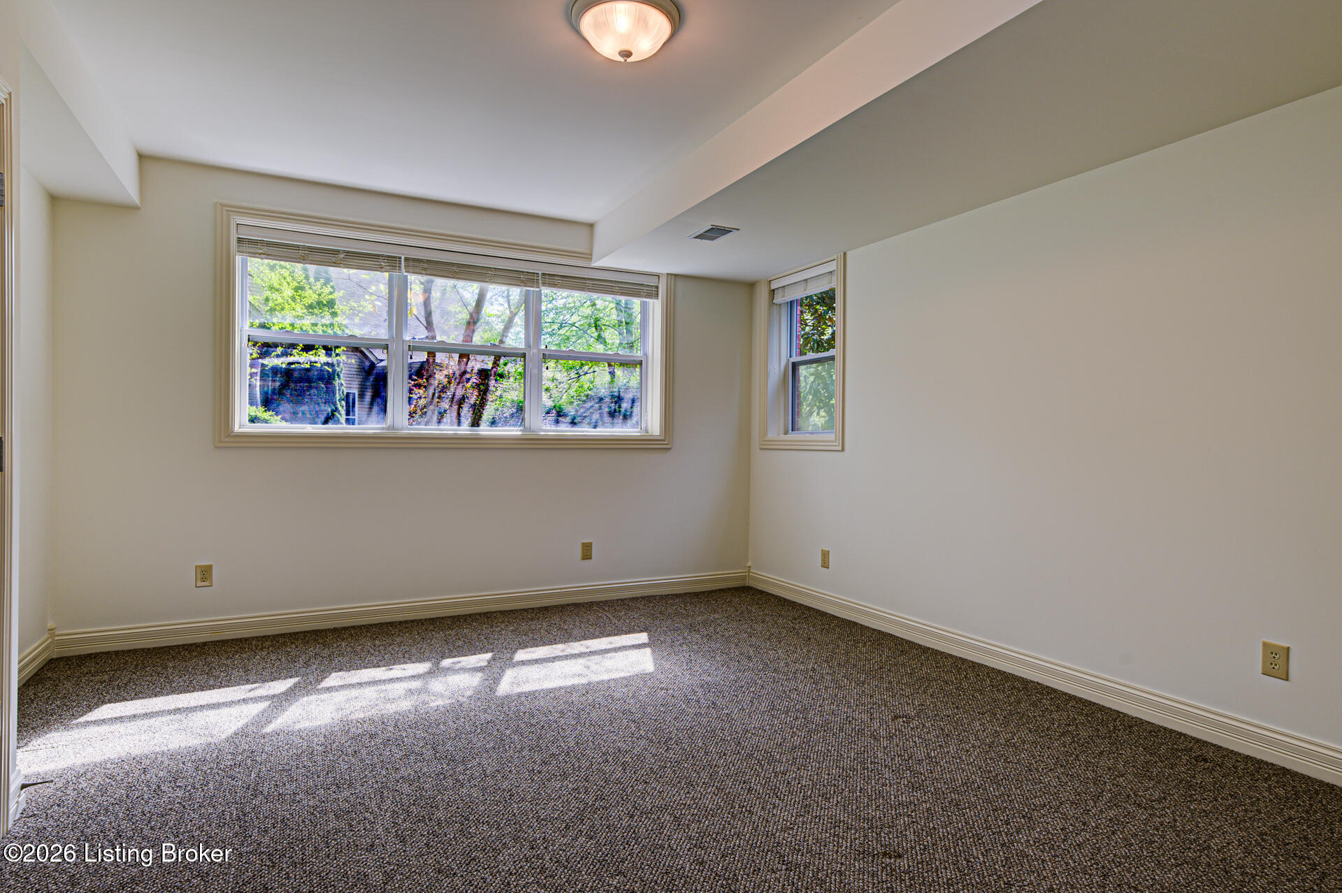 3311 Ridge Brook Cir Property Photo 35