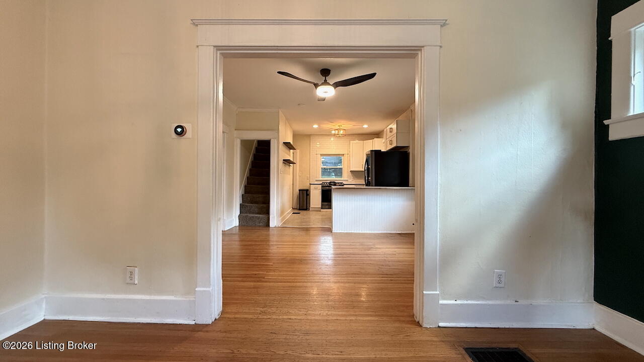 2213 Grinstead Dr Property Photo 8