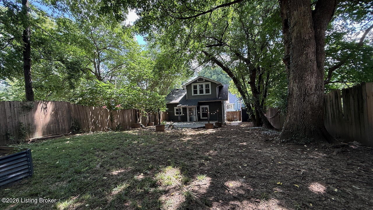 2213 Grinstead Dr Property Photo 33