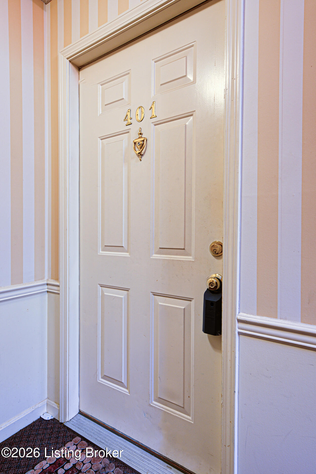 401 Forest Park Rd Property Photo 6