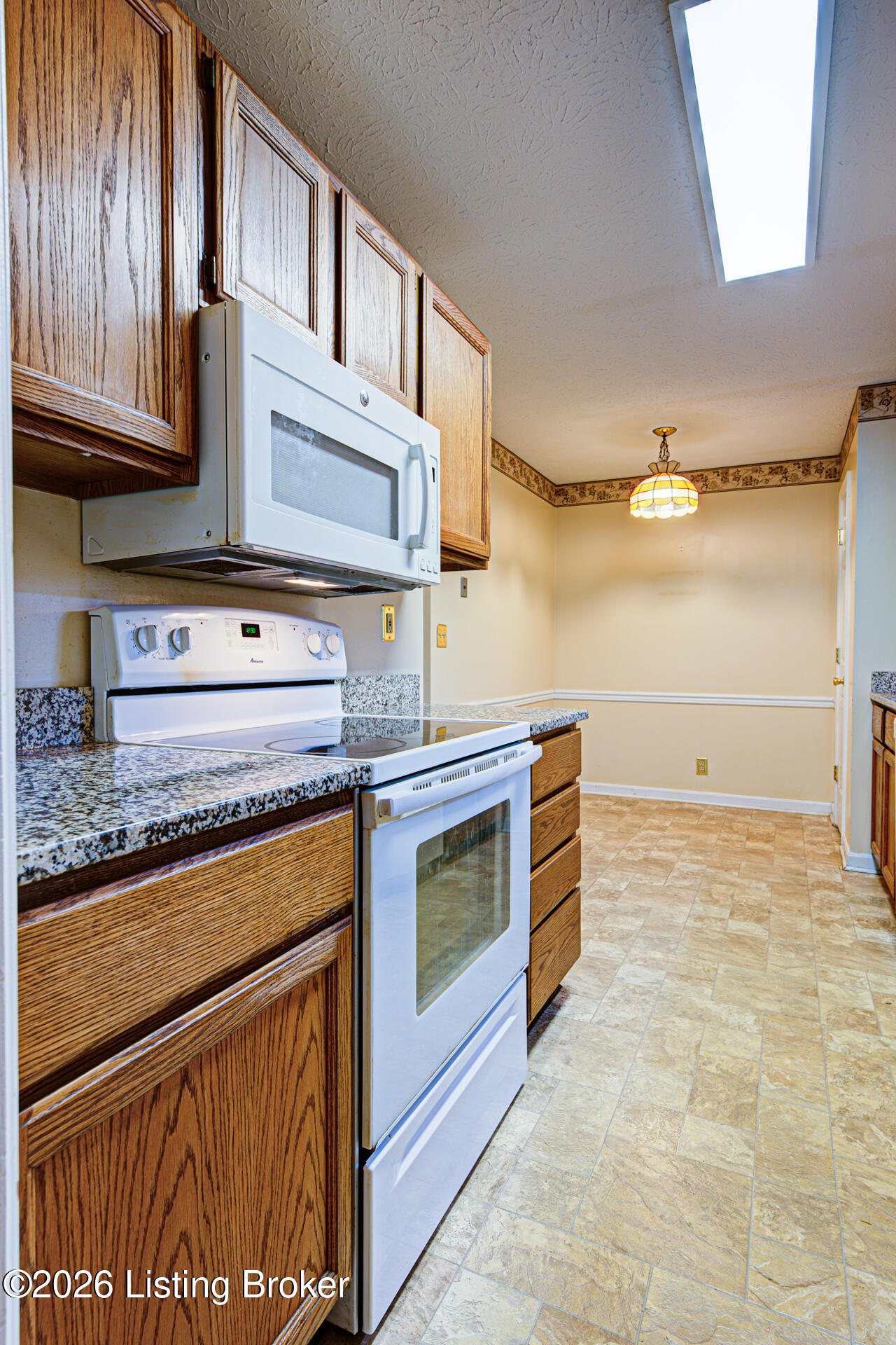 401 Forest Park Rd Property Photo 12
