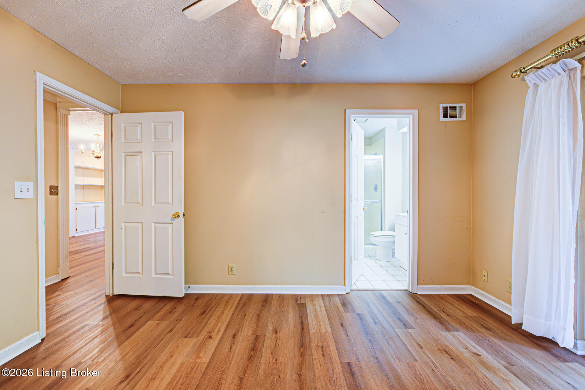 401 Forest Park Rd Property Photo 15