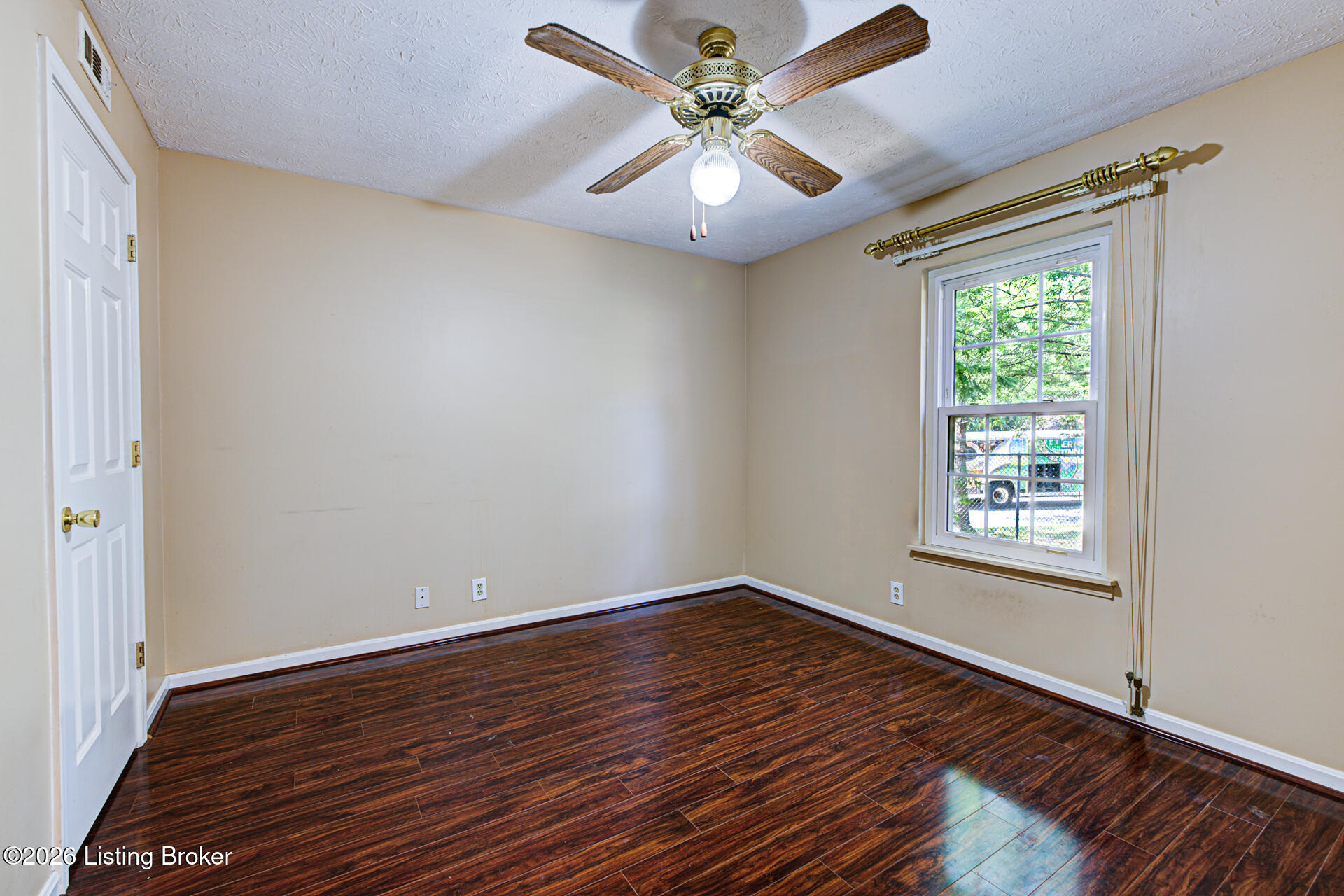 401 Forest Park Rd Property Photo 19