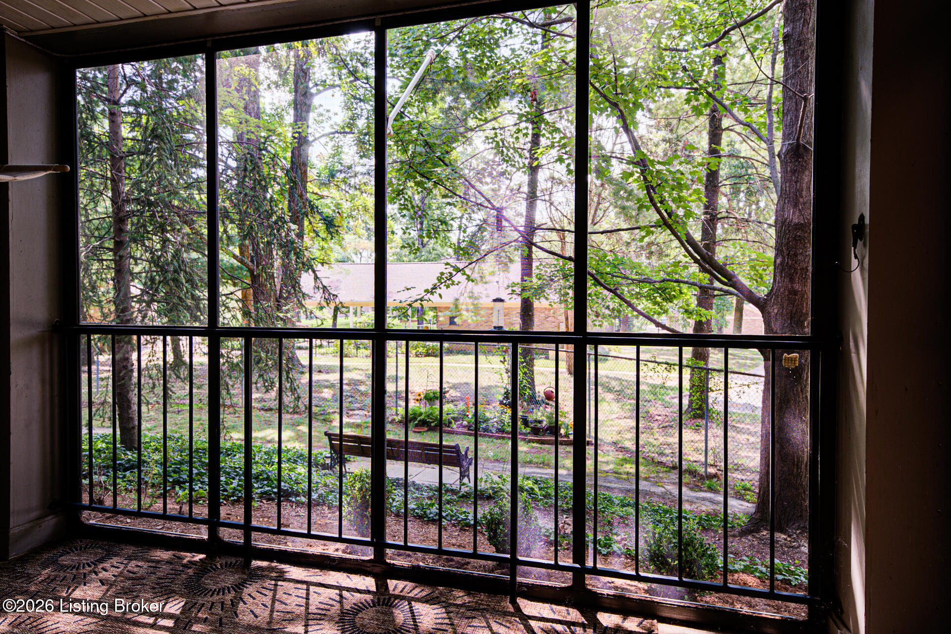 401 Forest Park Rd Property Photo 24