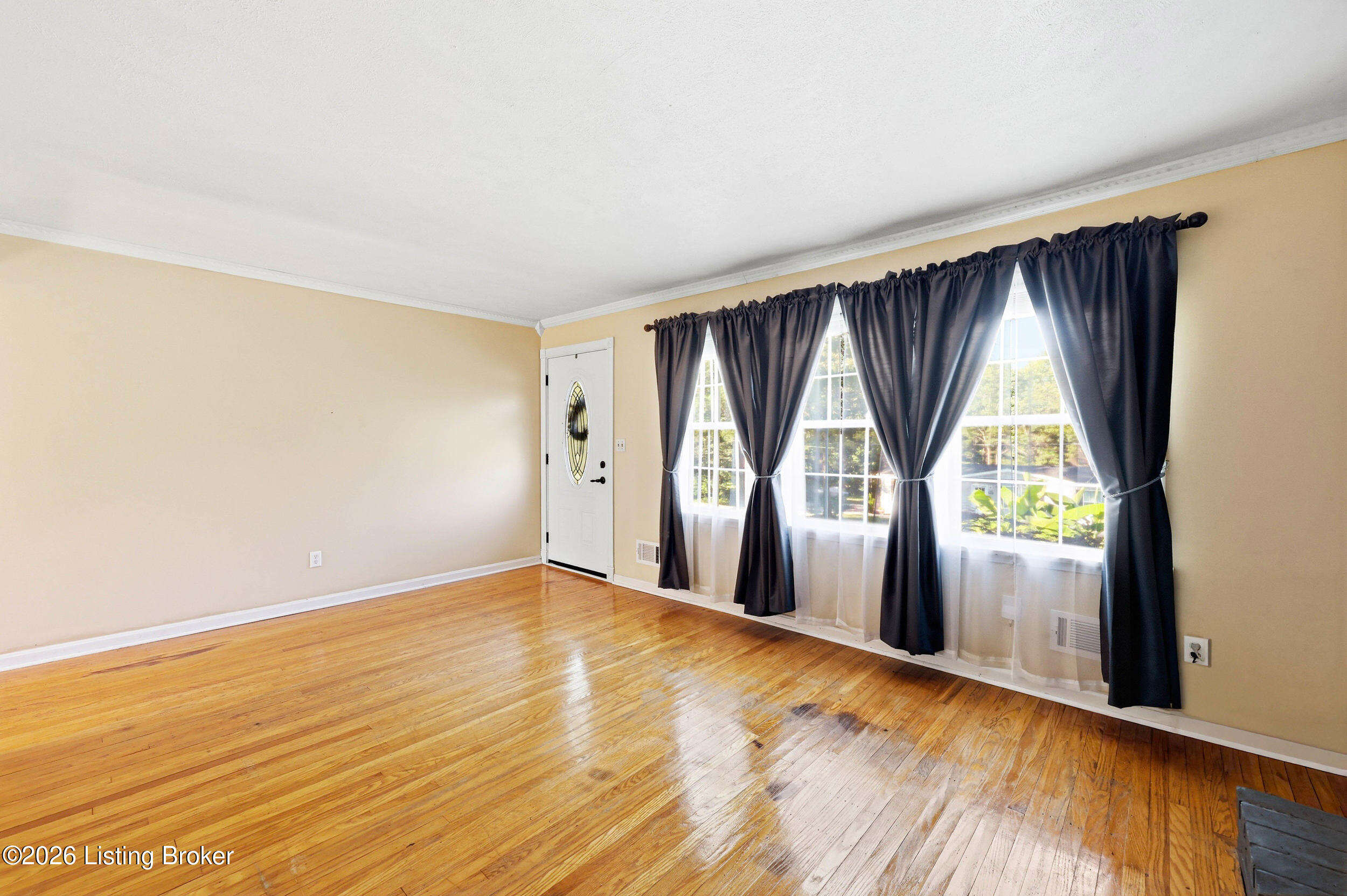 7405 Beechdale Rd Property Photo 6