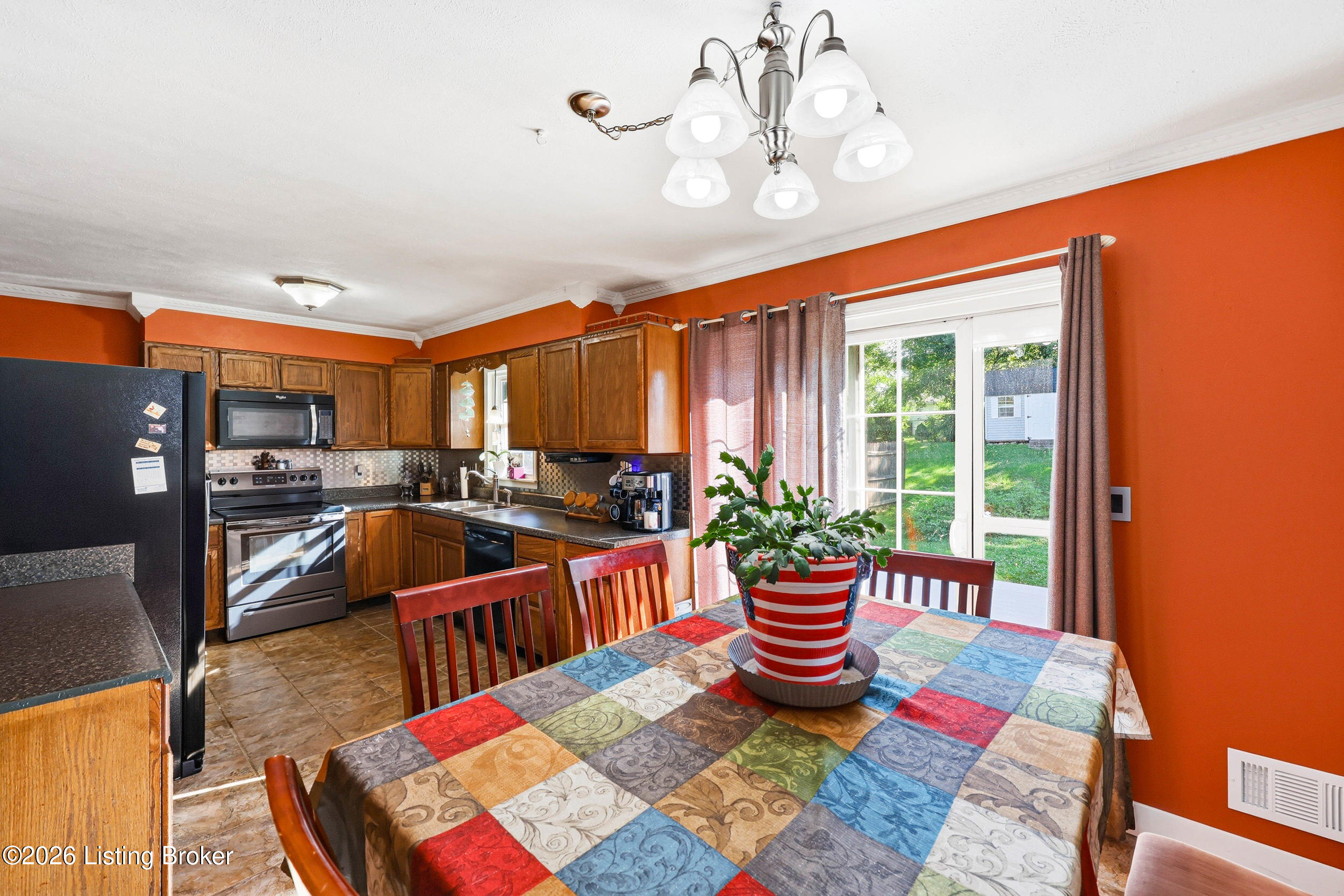 7405 Beechdale Rd Property Photo 12
