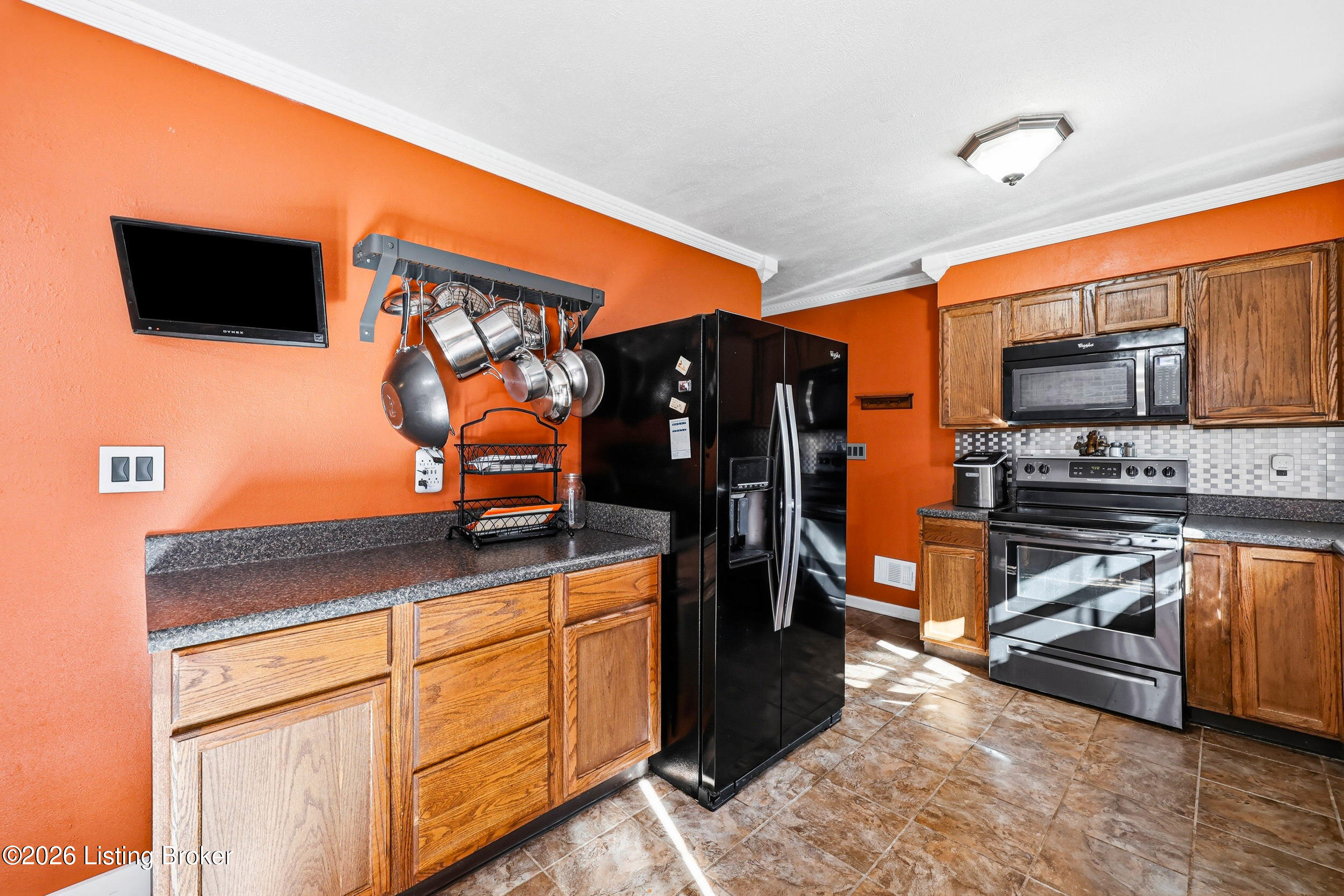 7405 Beechdale Rd Property Photo 13
