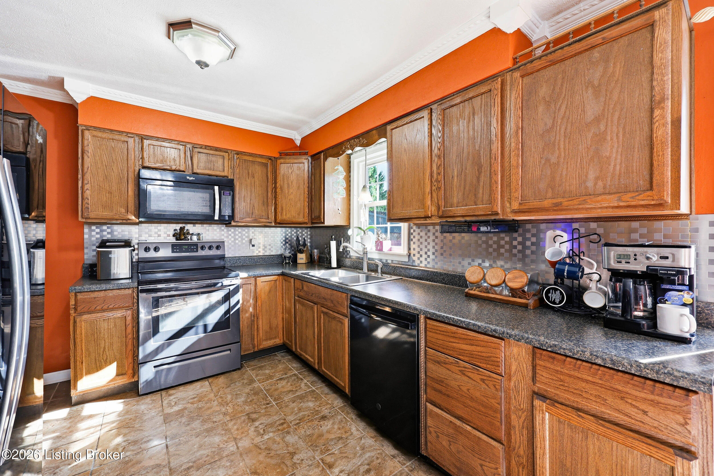 7405 Beechdale Rd Property Photo 14