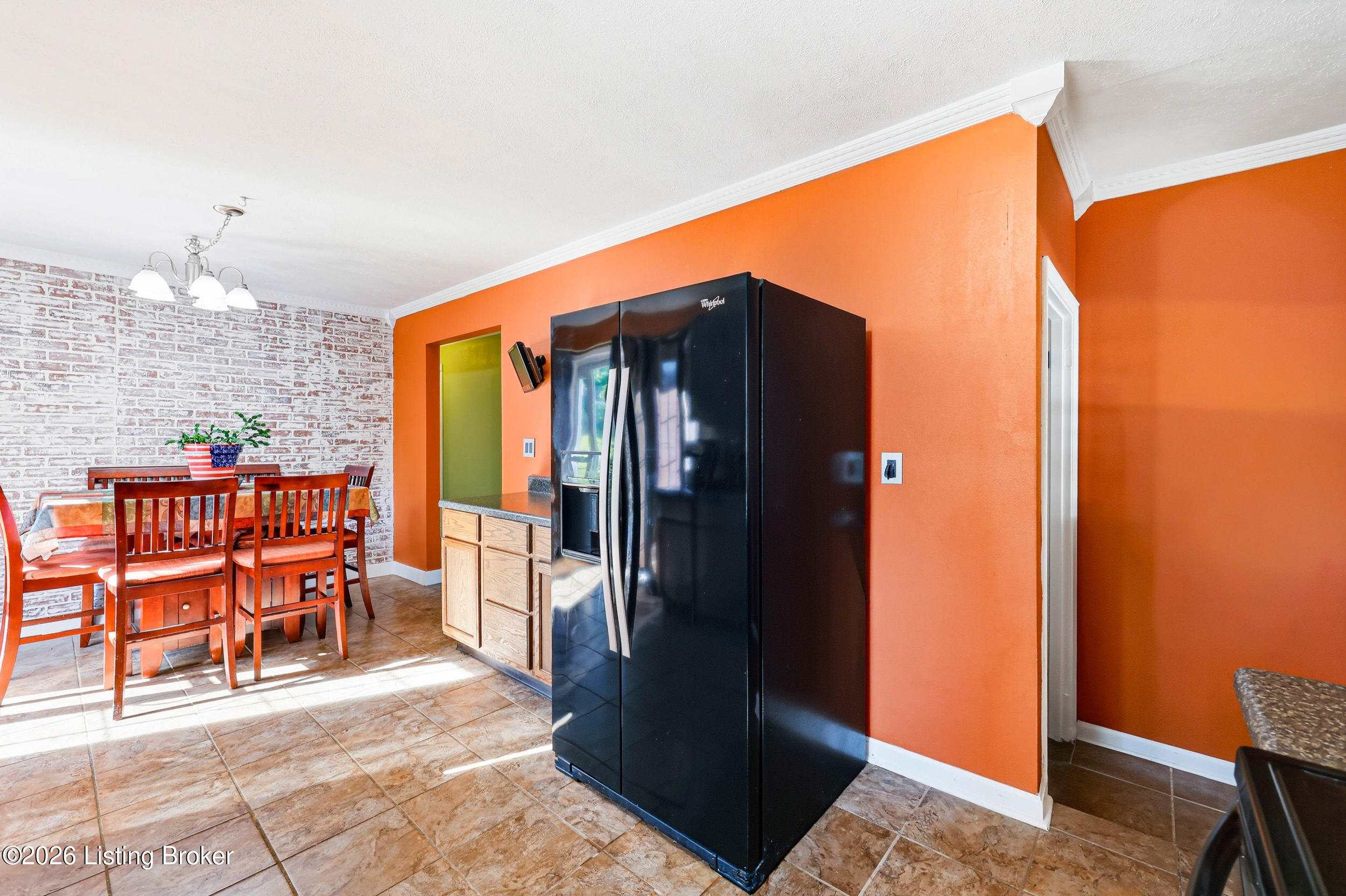7405 Beechdale Rd Property Photo 16