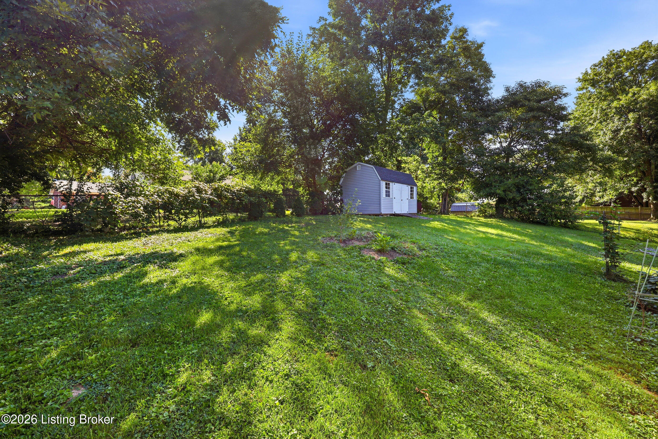 7405 Beechdale Rd Property Photo 53
