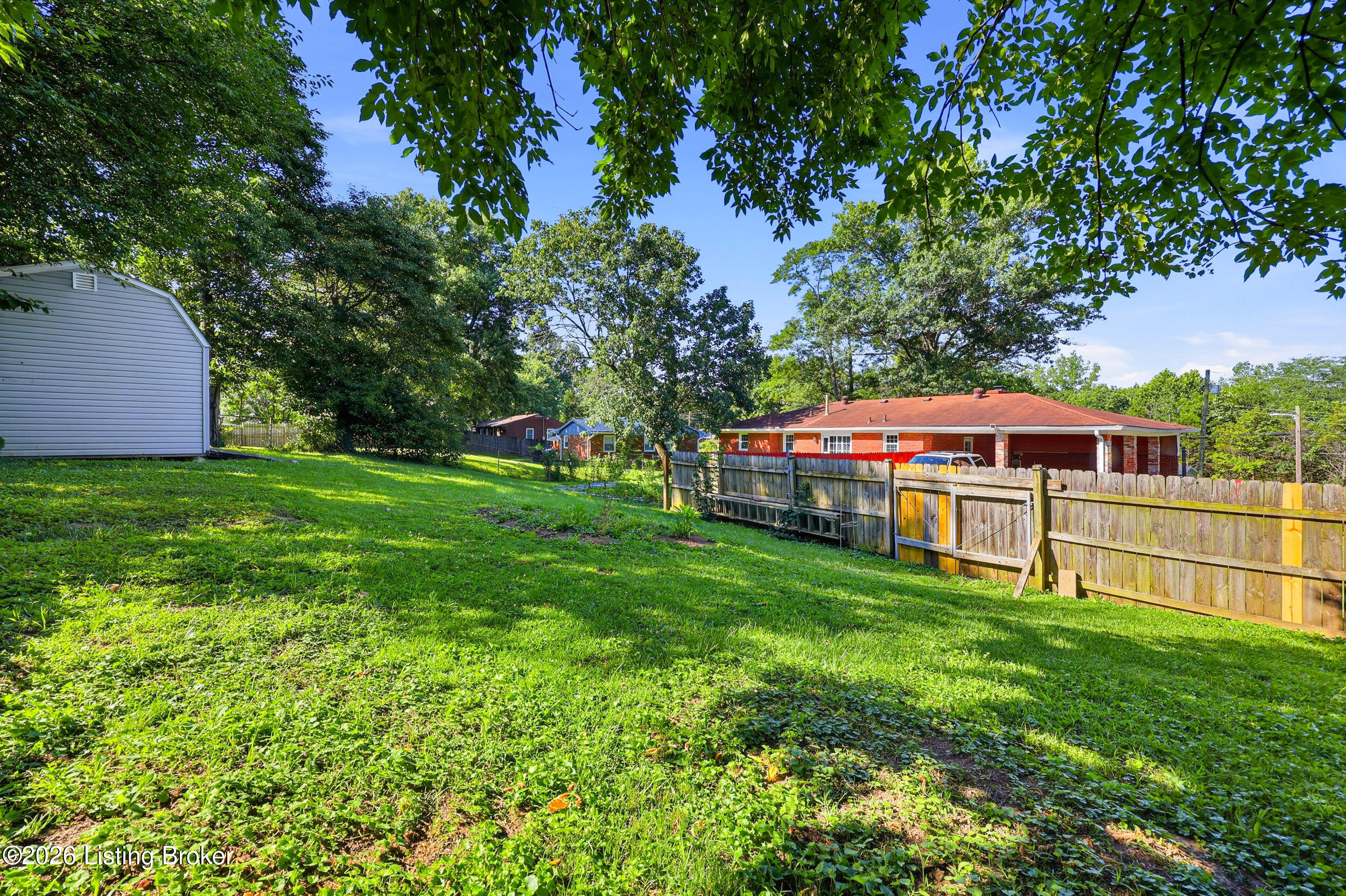 7405 Beechdale Rd Property Photo 54