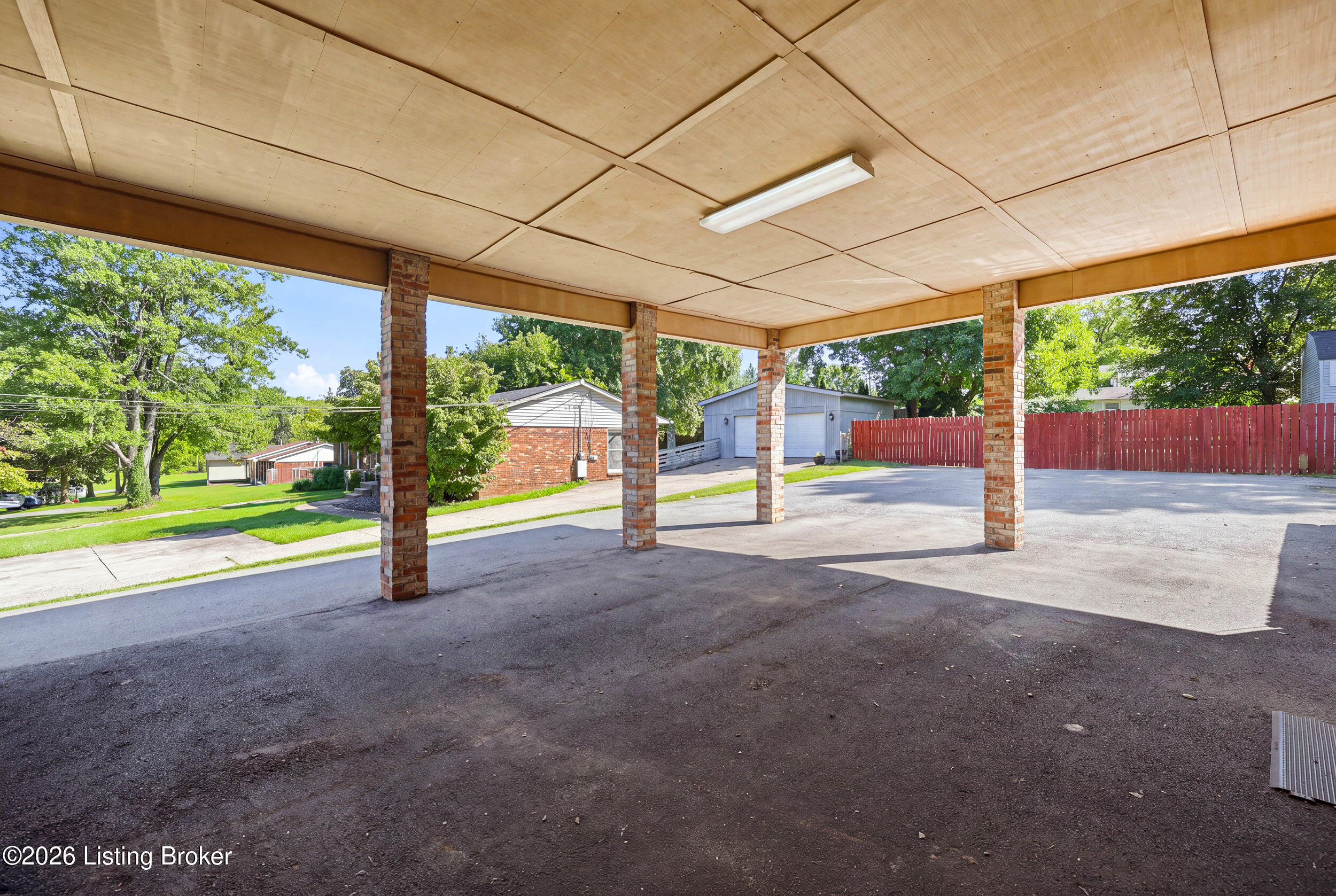 7405 Beechdale Rd Property Photo 56