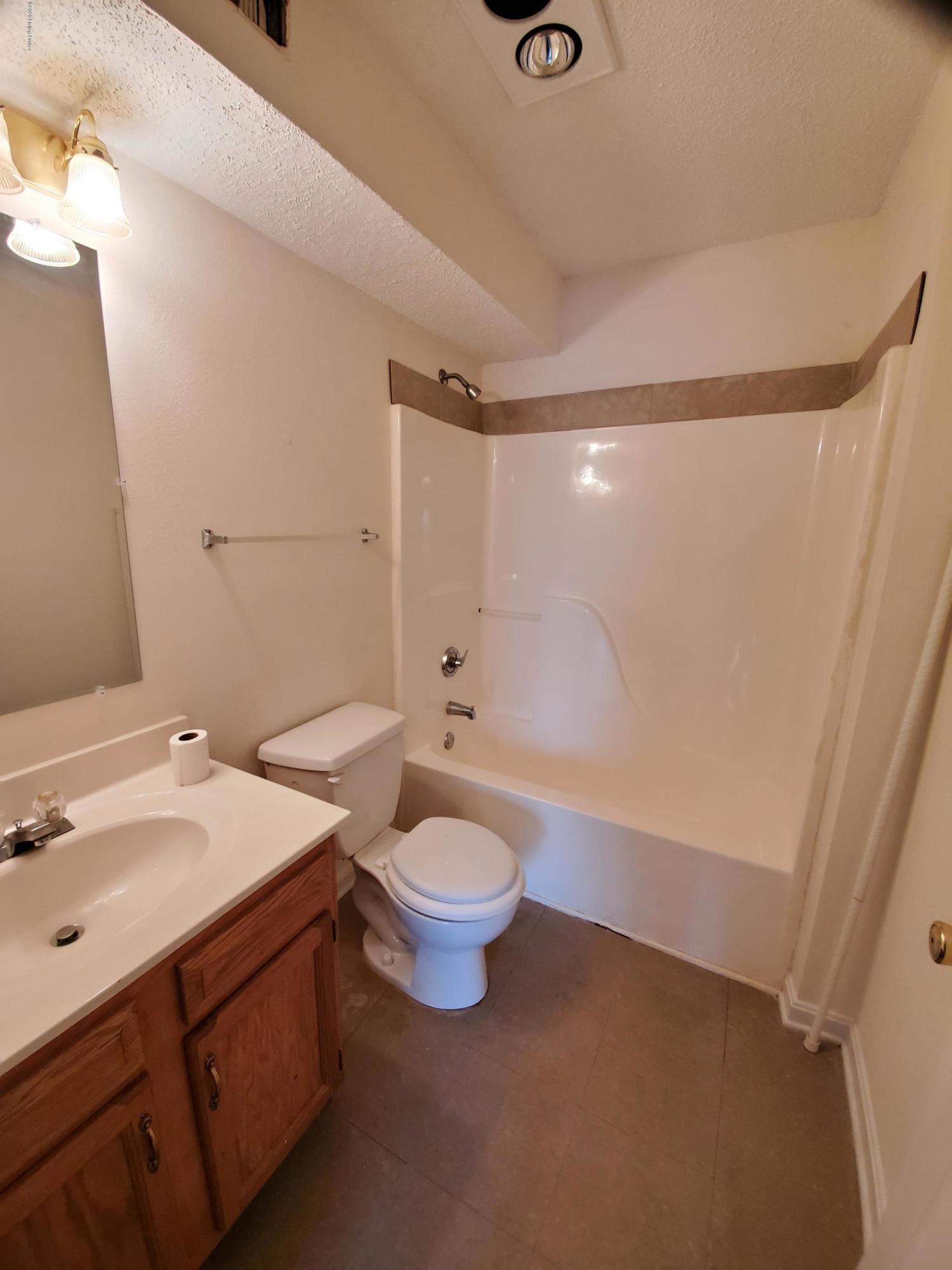 6418 Venango Dr 4 Property Photo 9