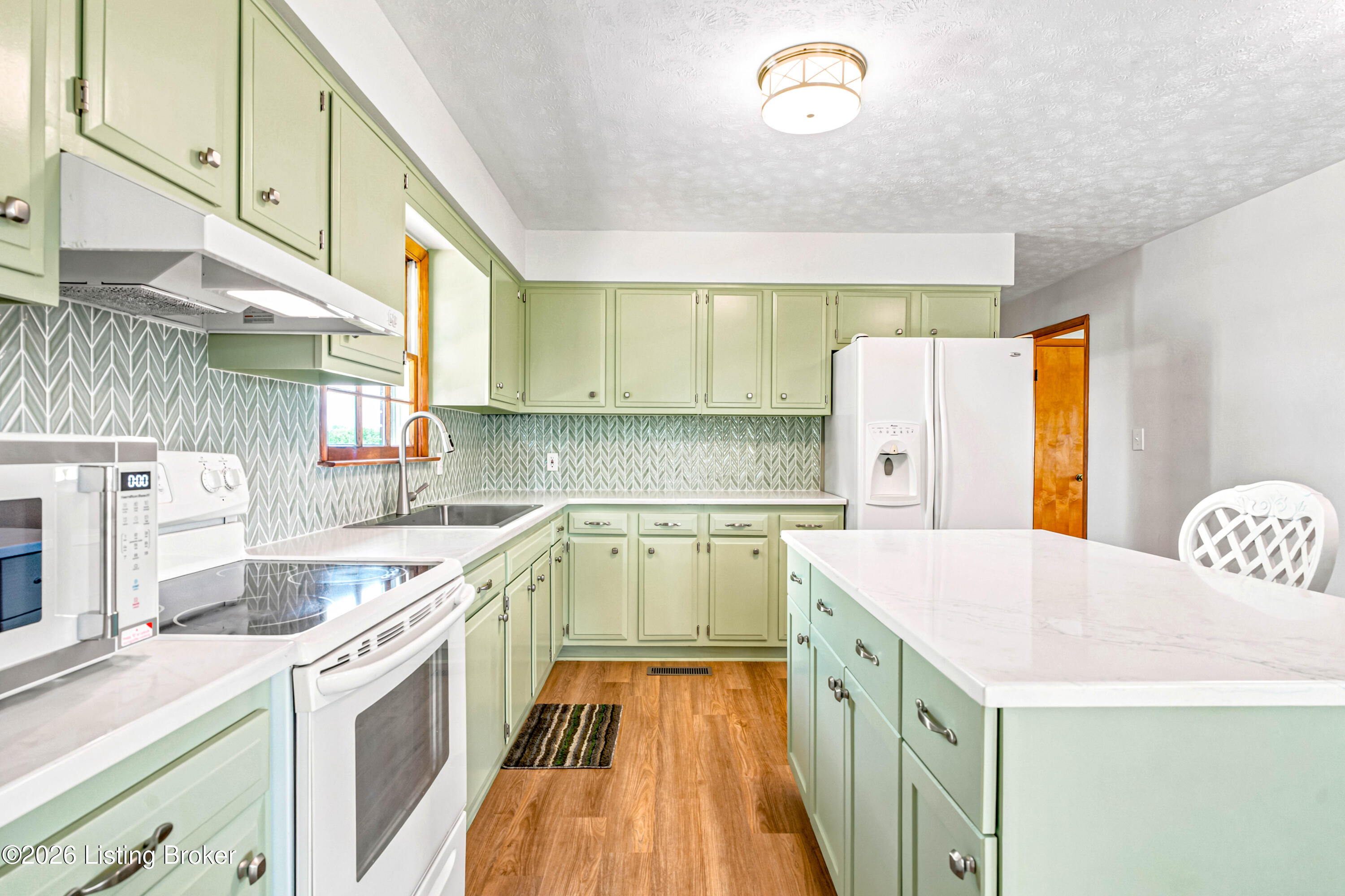 4210 Us-42 Property Photo 14