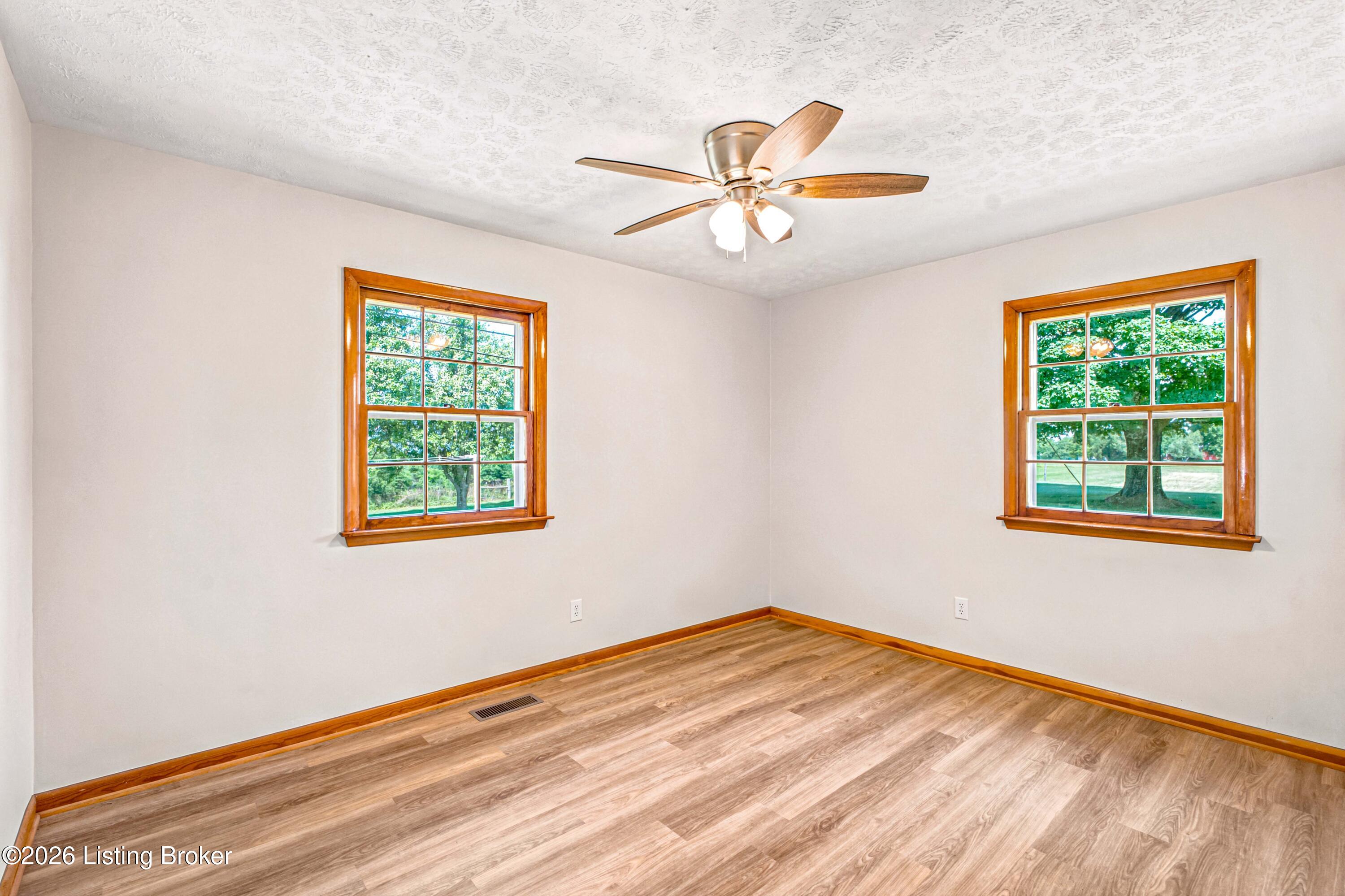 4210 Us-42 Property Photo 24