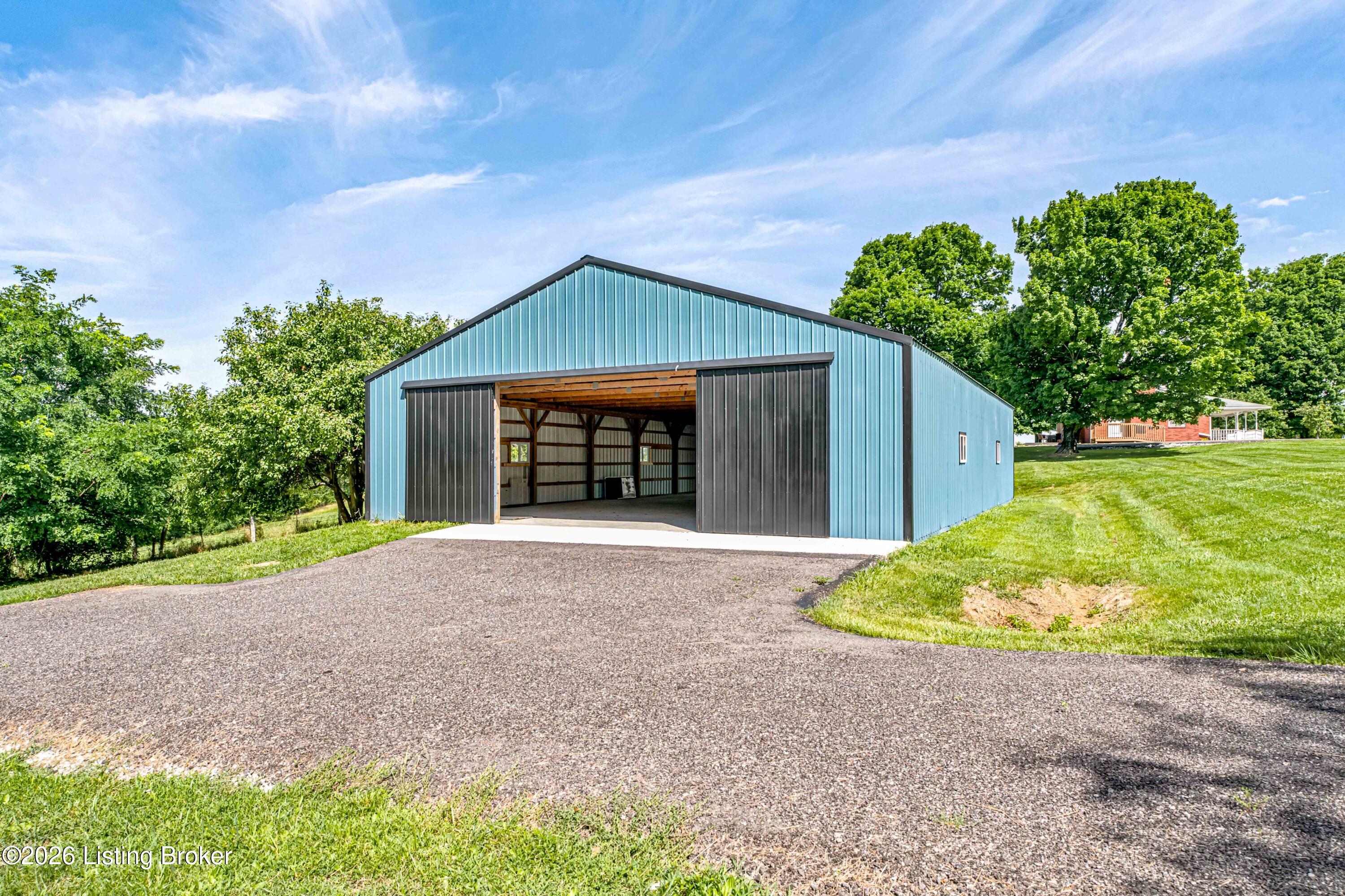 4210 Us-42 Property Photo 43