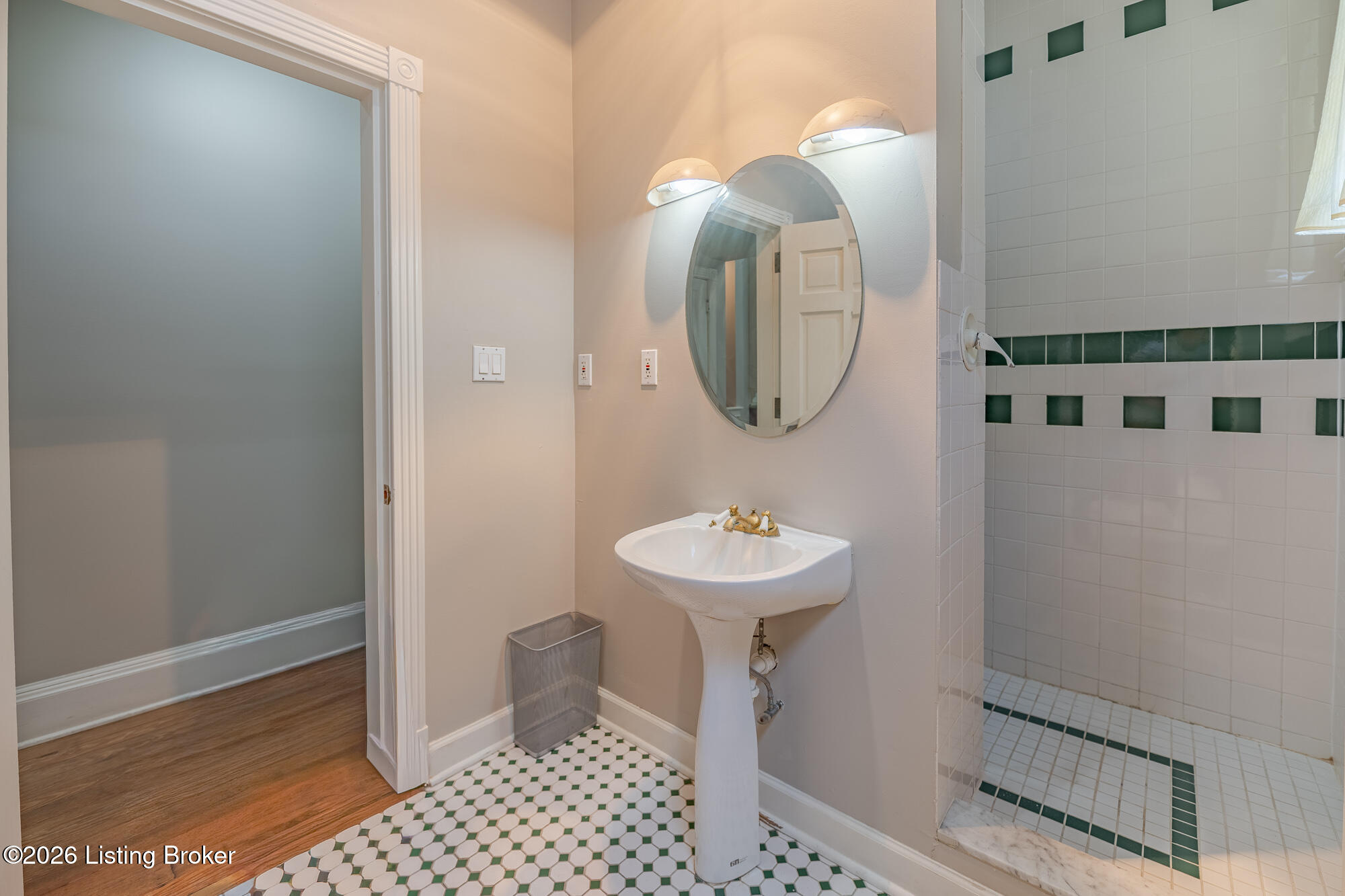 1314 Bellwood Ave Property Photo 20