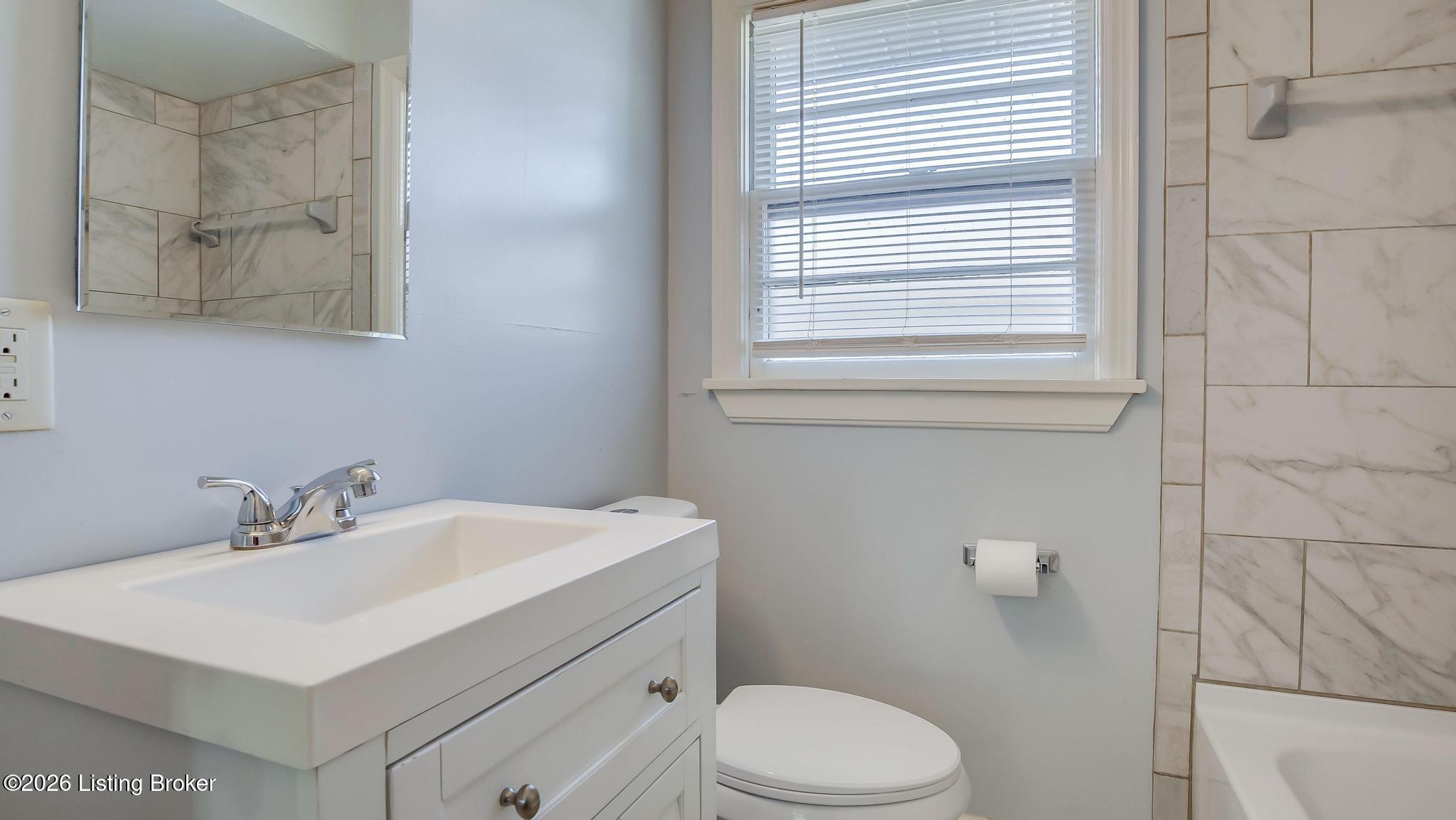 8593 Vicki Ln Property Photo 11