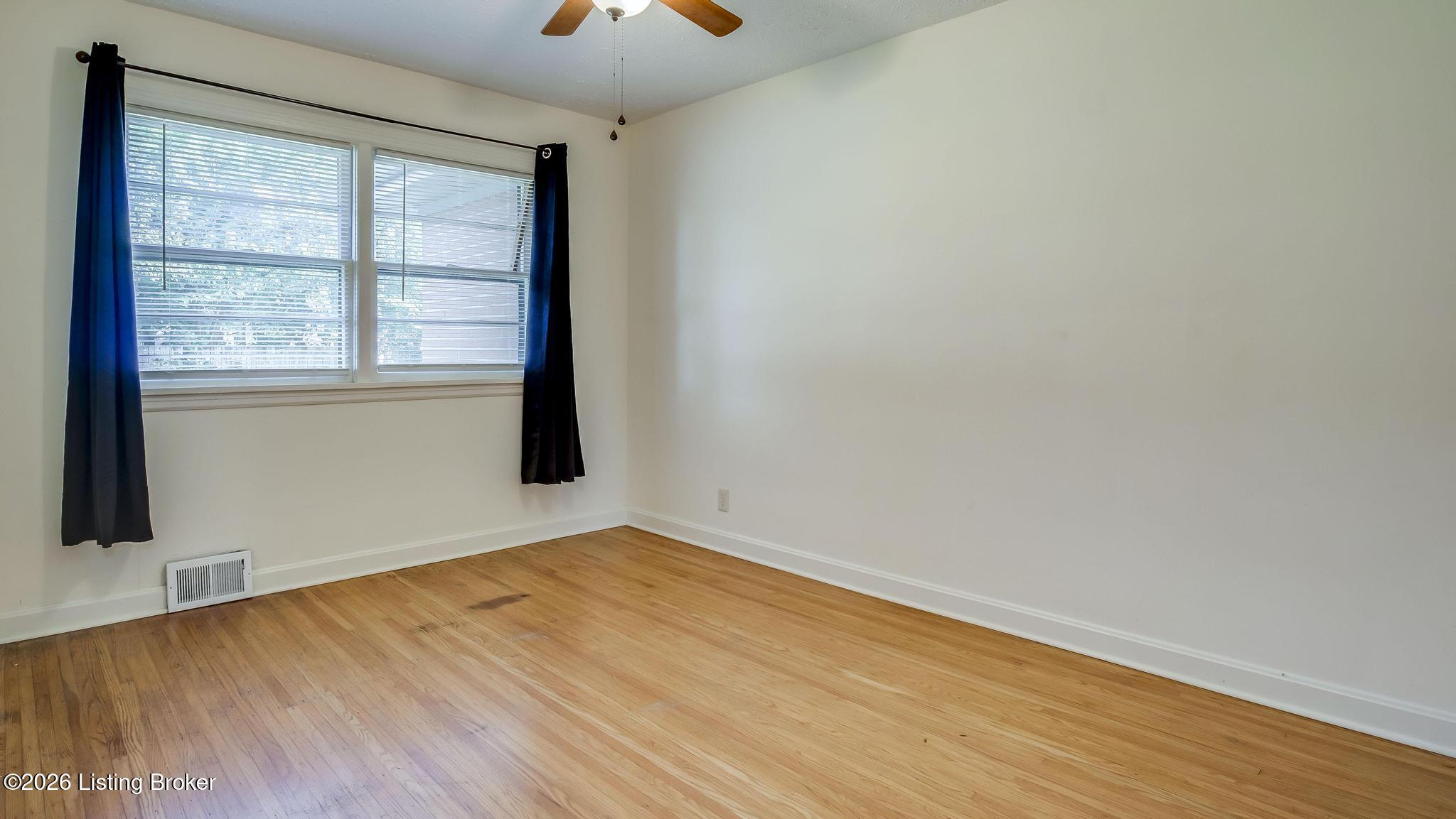 8593 Vicki Ln Property Photo 16