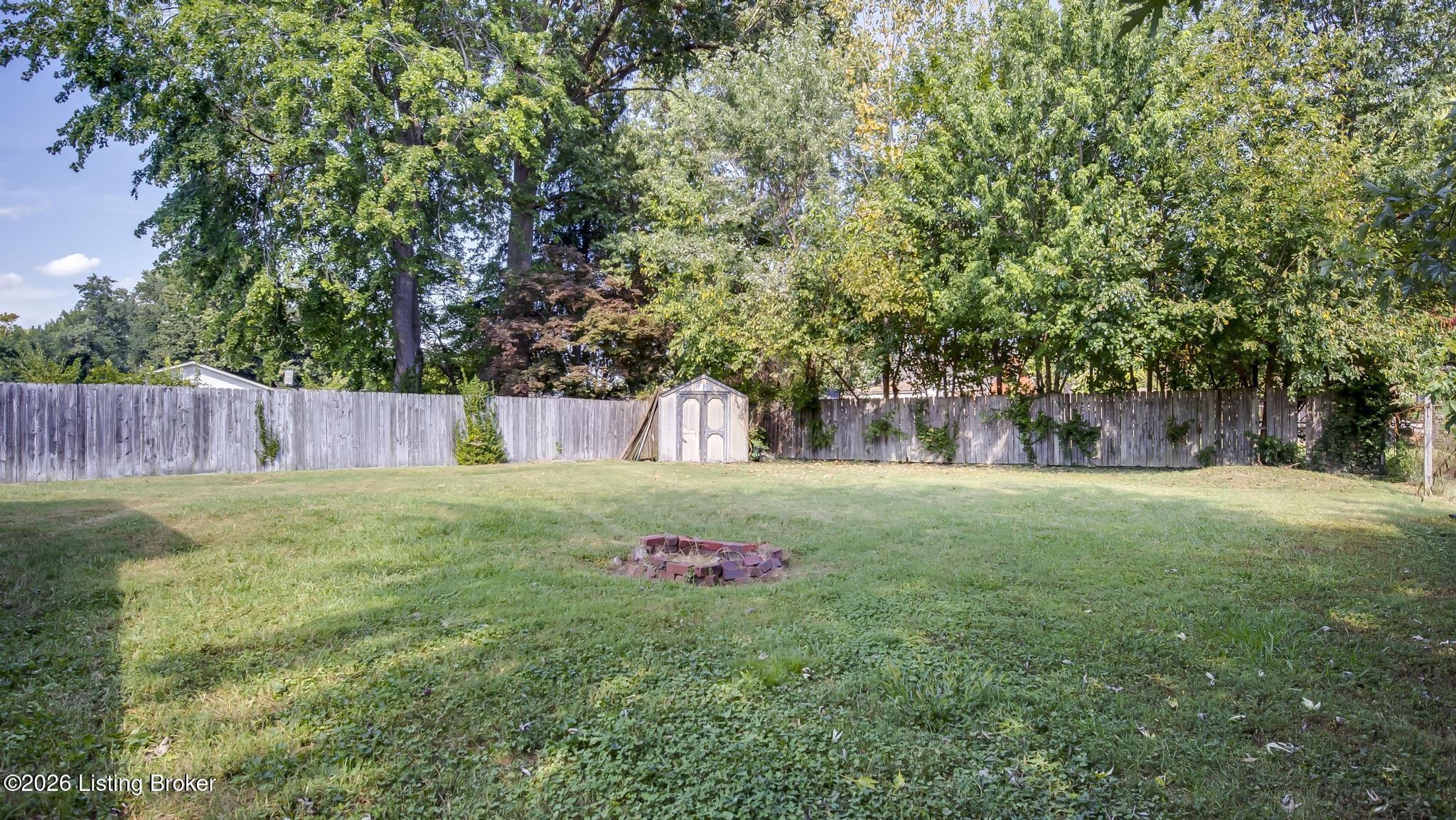 8593 Vicki Ln Property Photo 20