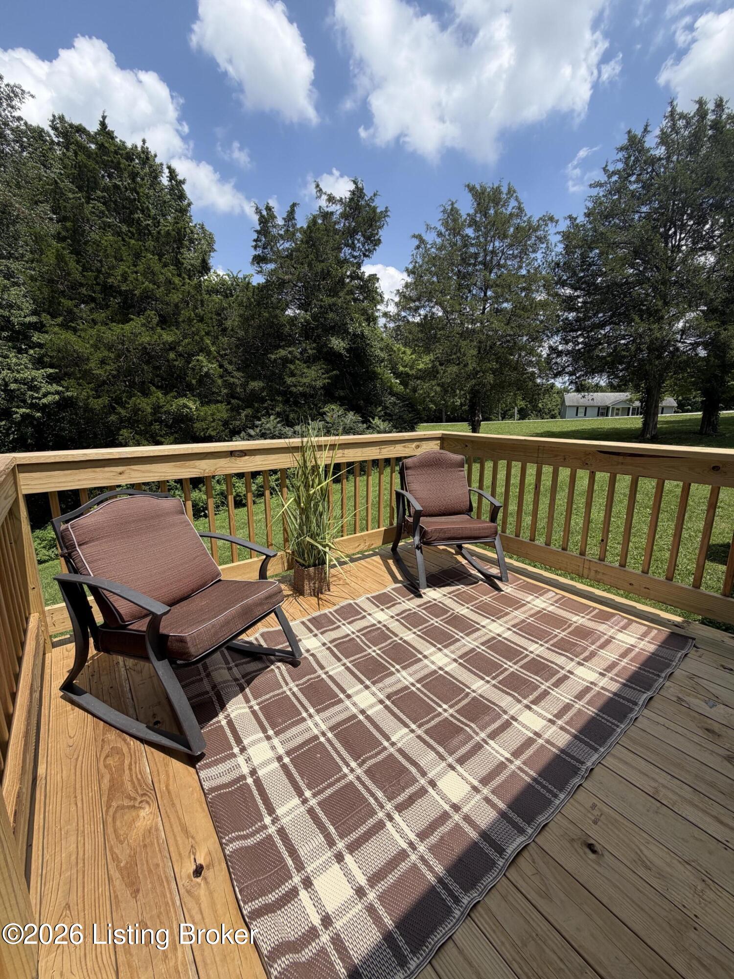 410 Ghen Rd Property Photo 6
