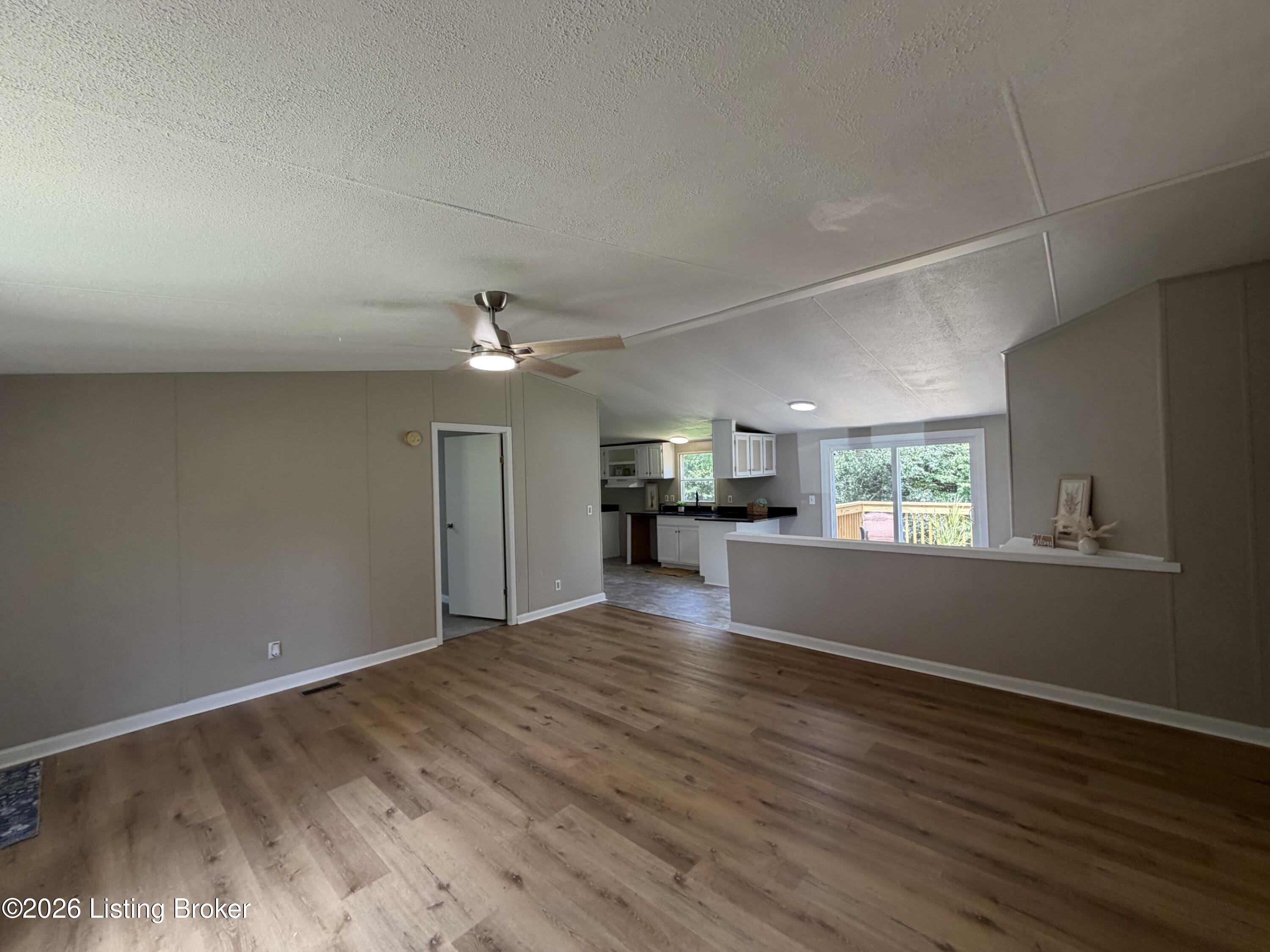 410 Ghen Rd Property Photo 8