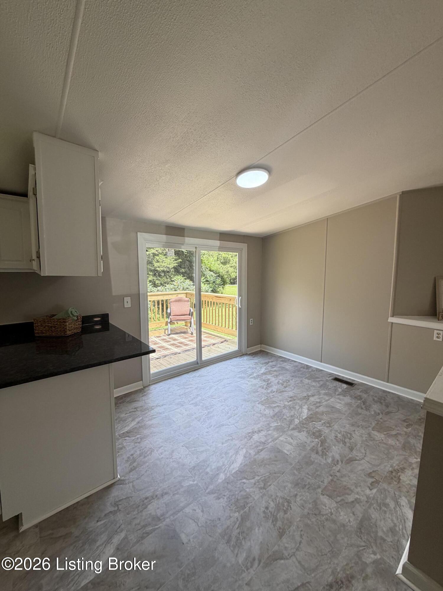 410 Ghen Rd Property Photo 12
