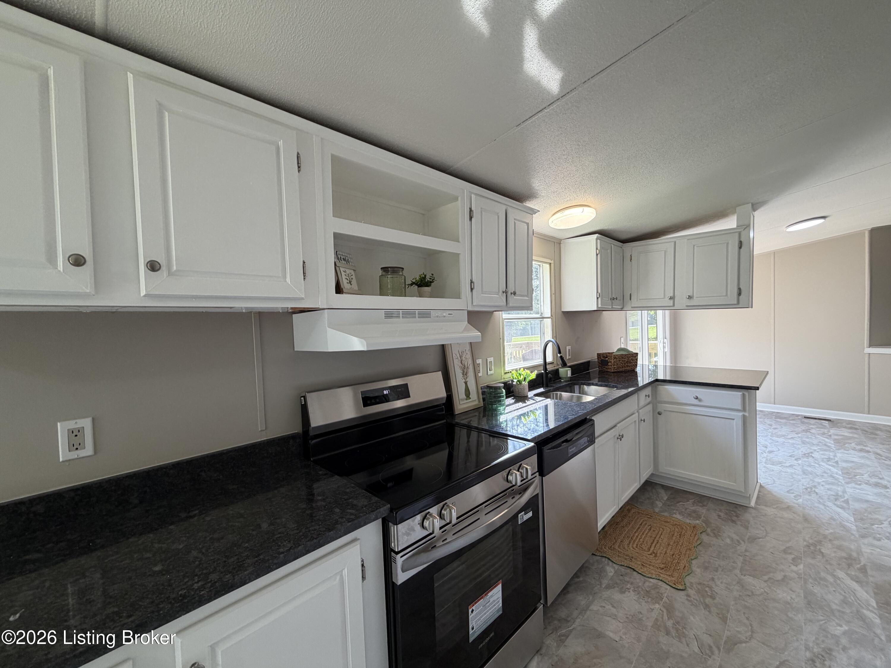 410 Ghen Rd Property Photo 13