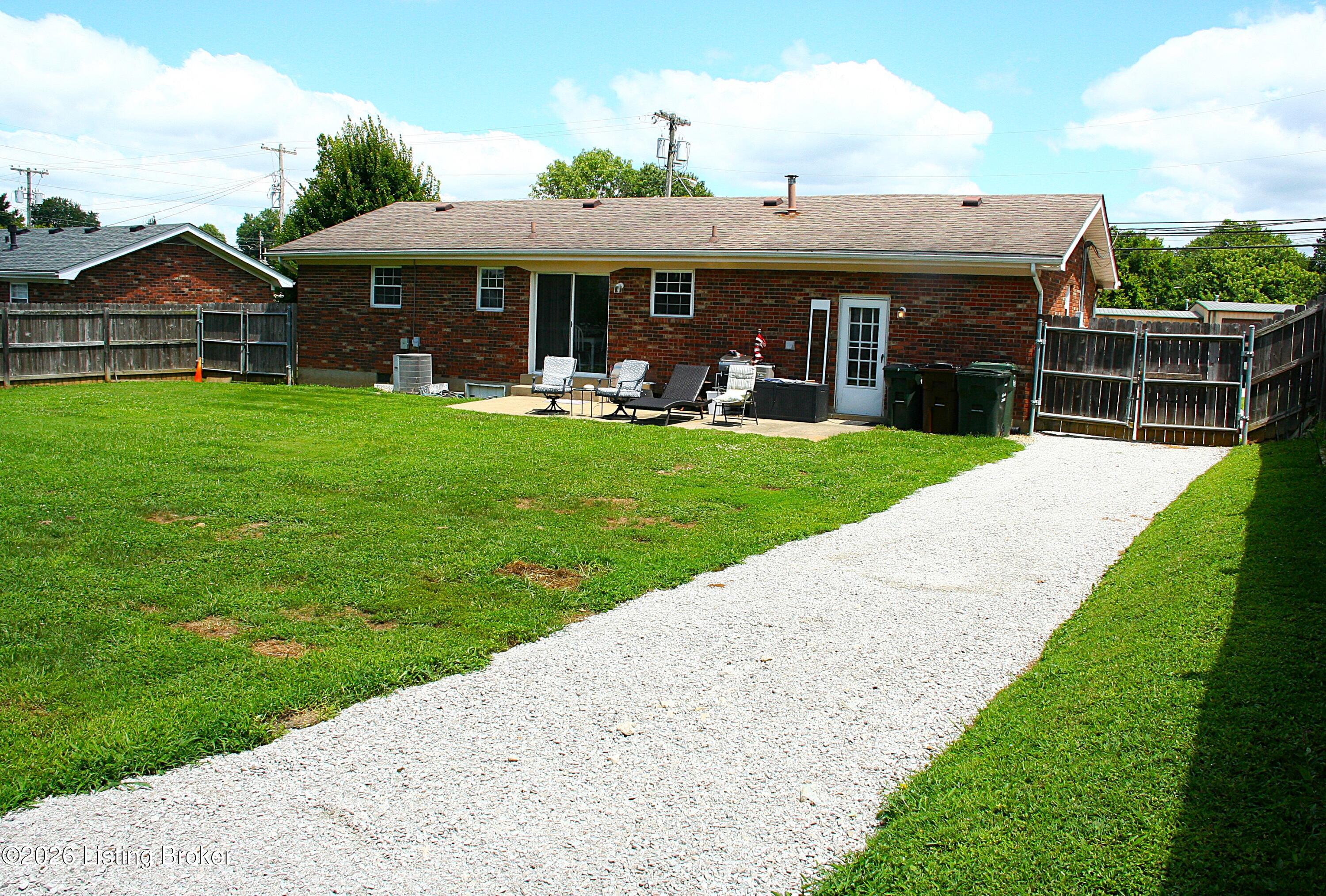 631 Flatlick Rd Property Photo 25