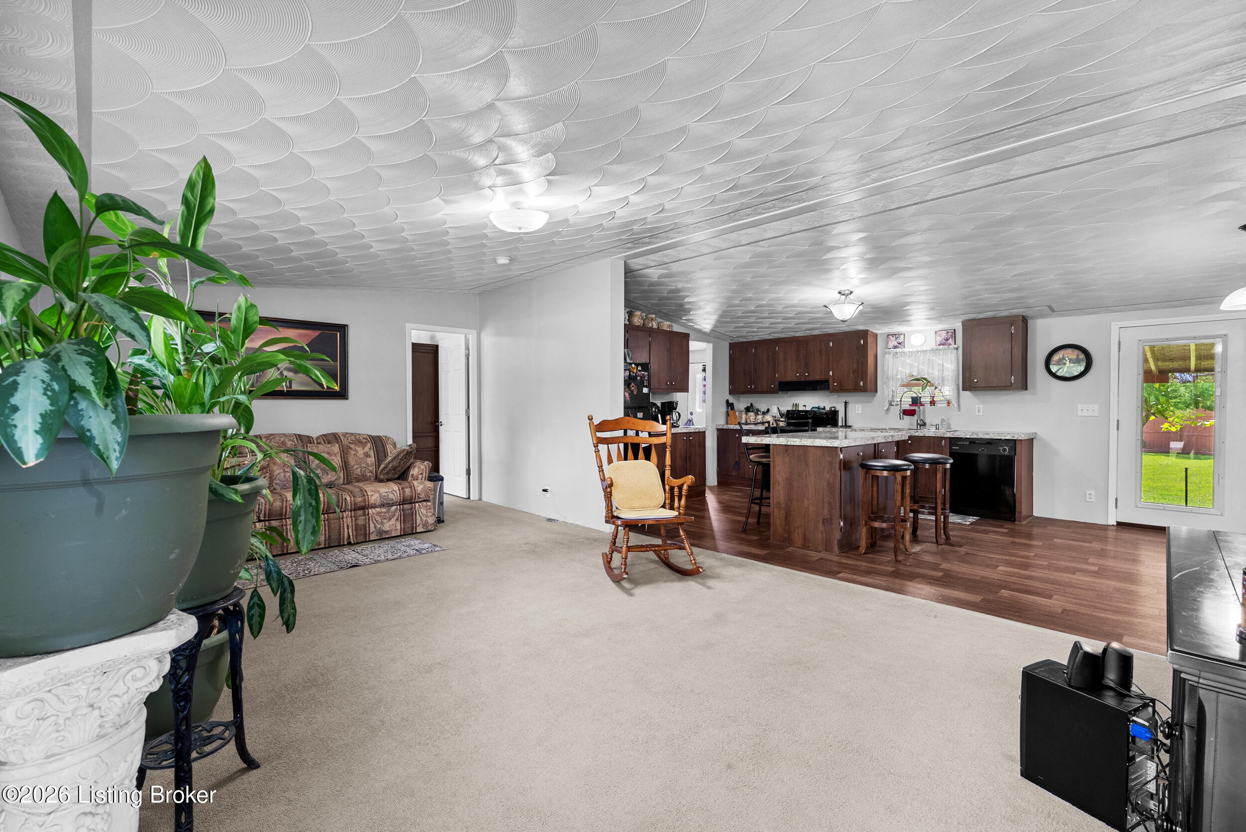 1379 Beech Grove Rd Property Photo 4