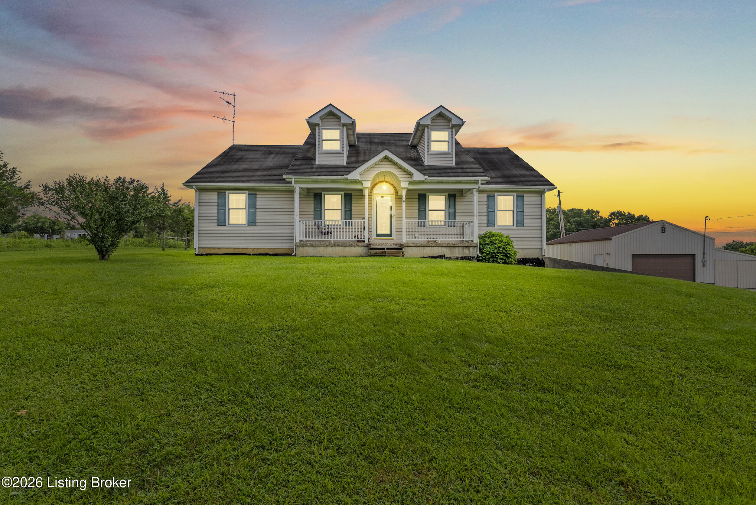 1366 Greens Chapel Rd Property Photo 1