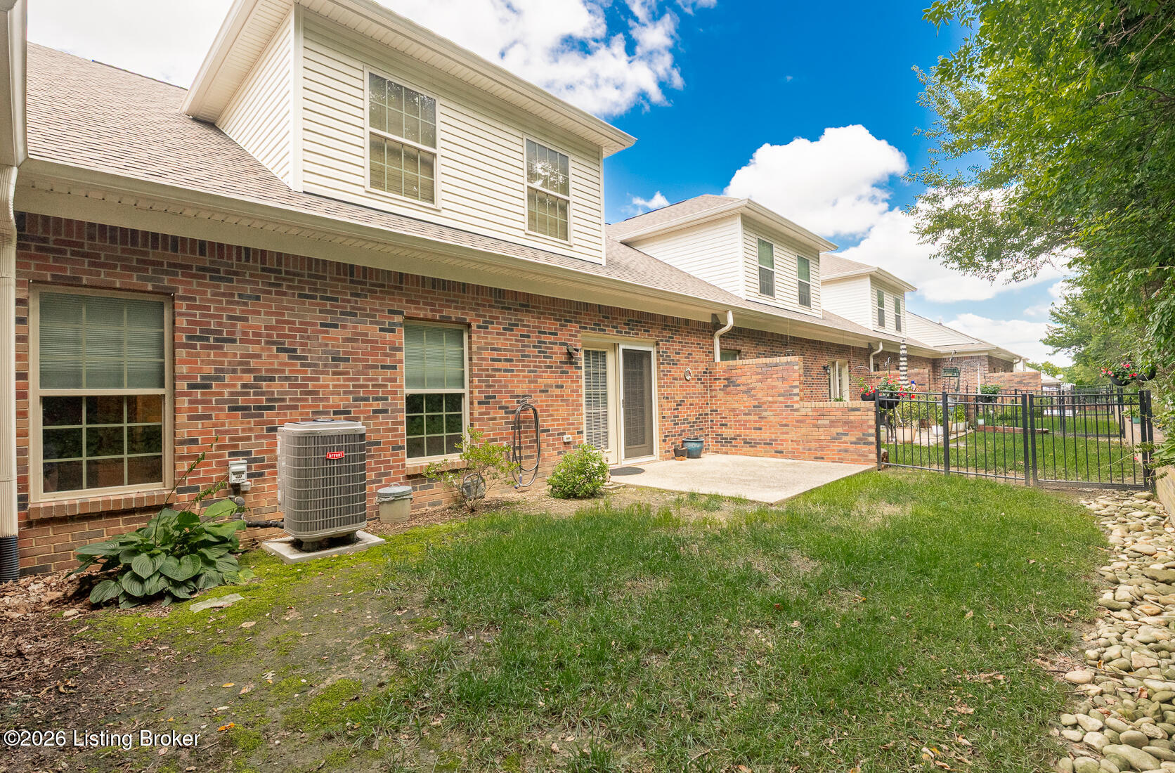 117 Treslyn Way Property Photo 8