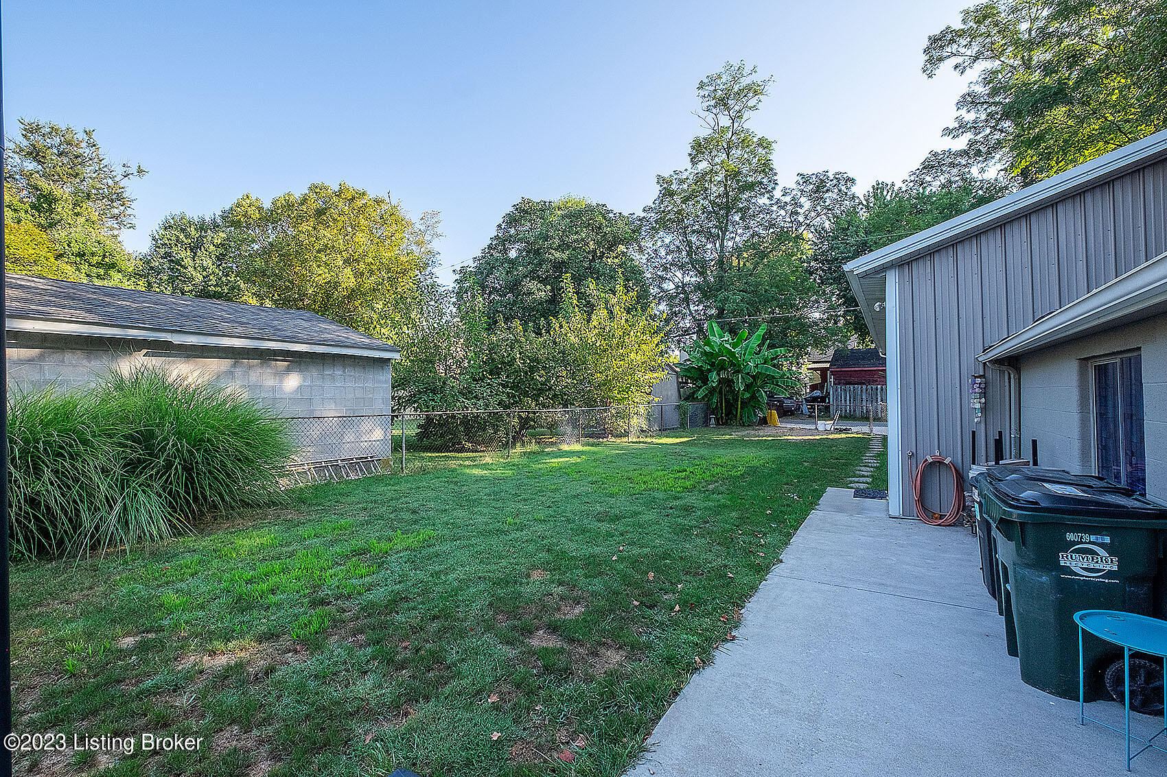 211 S Sherrin Ave Property Photo 40