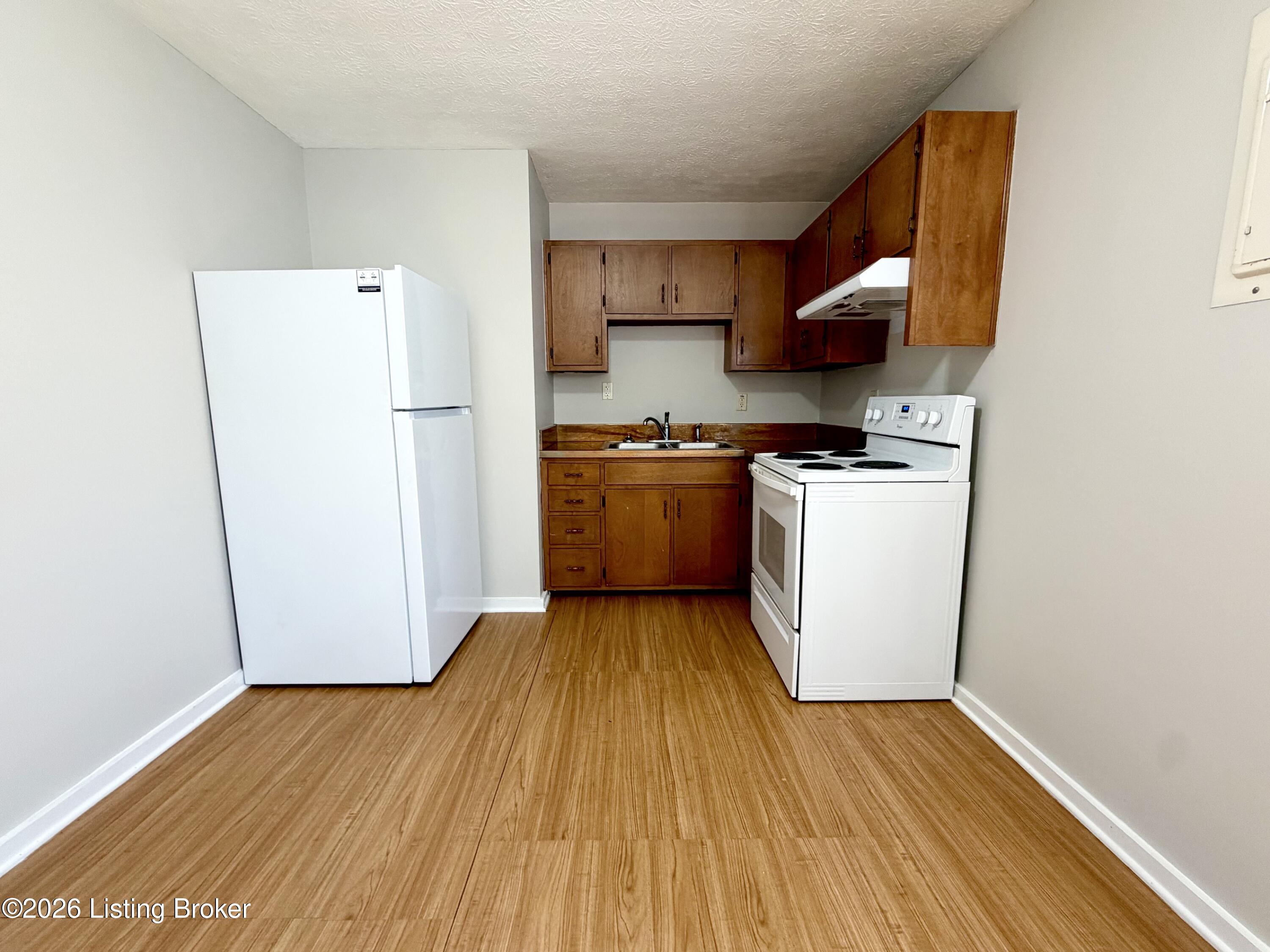 14810 Greene St 2 Property Photo 3