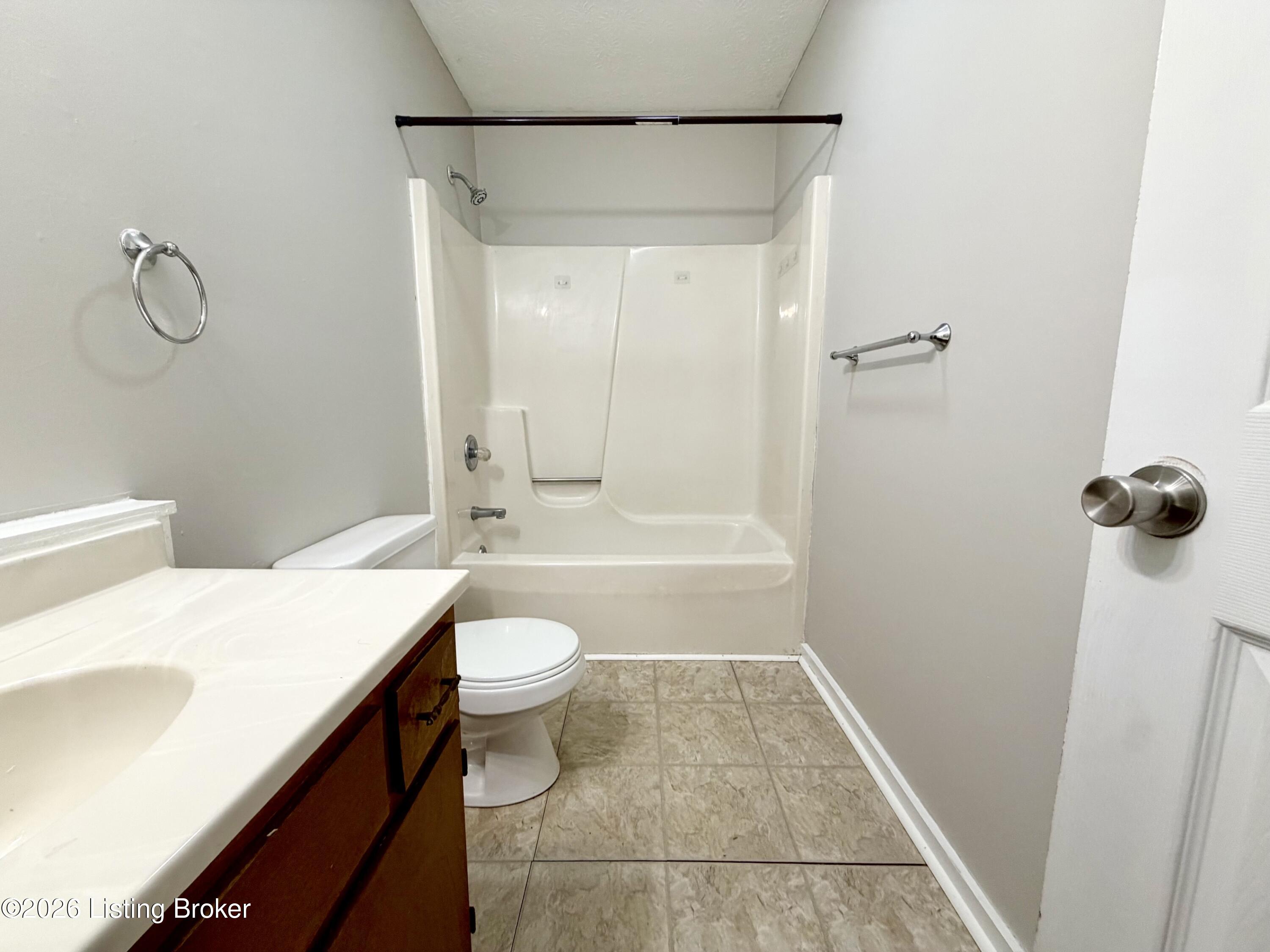 14810 Greene St 2 Property Photo 6
