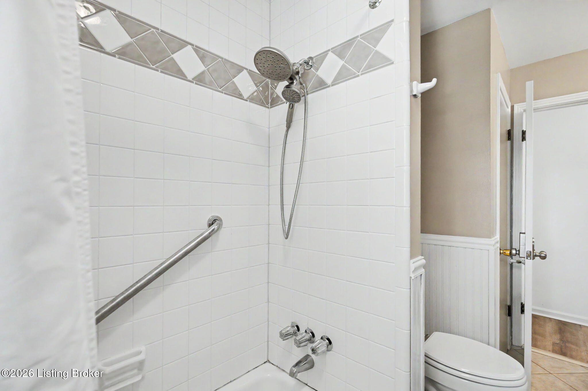 10715 Sunderland Pl Property Photo 31
