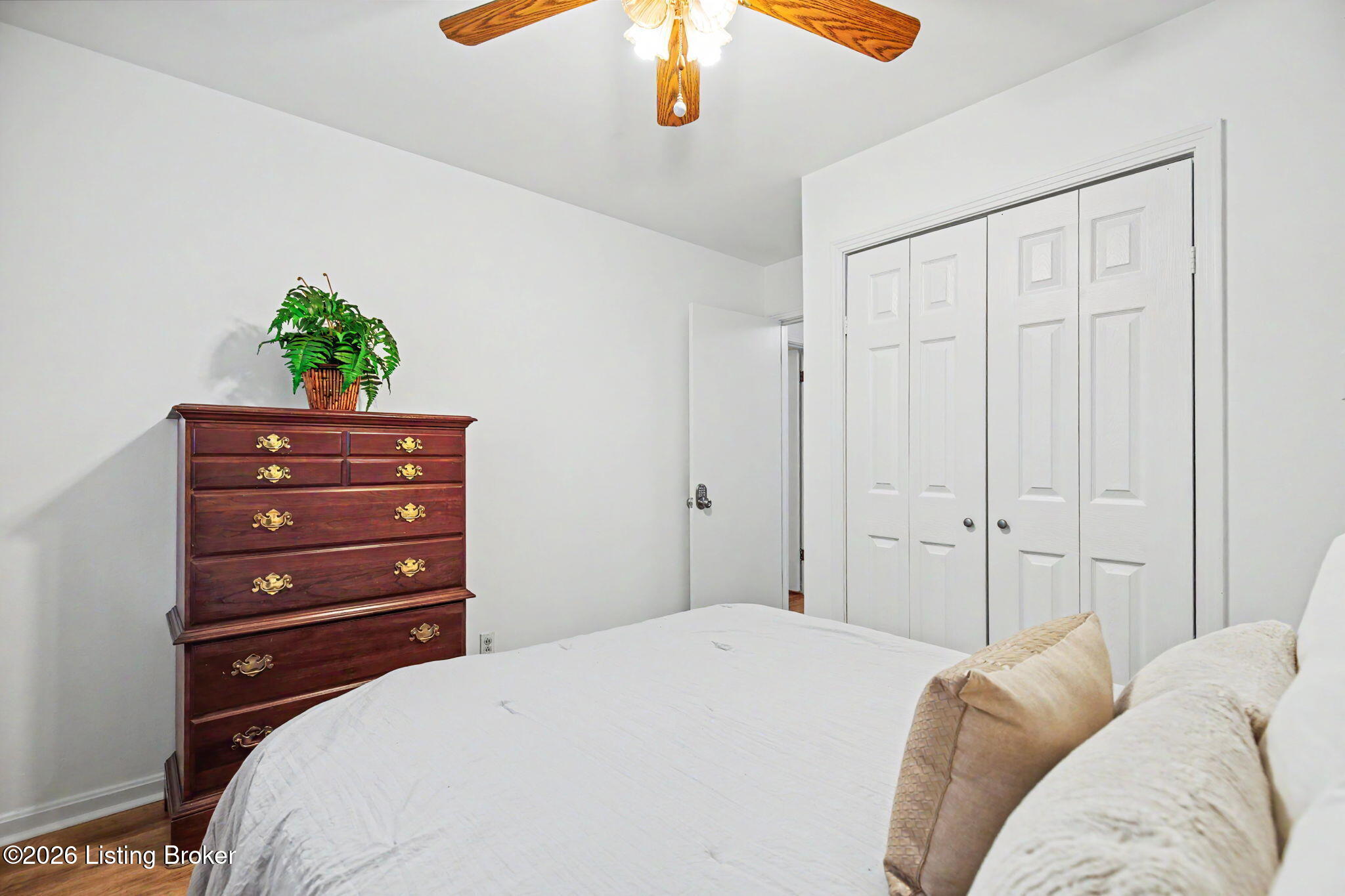 10715 Sunderland Pl Property Photo 34