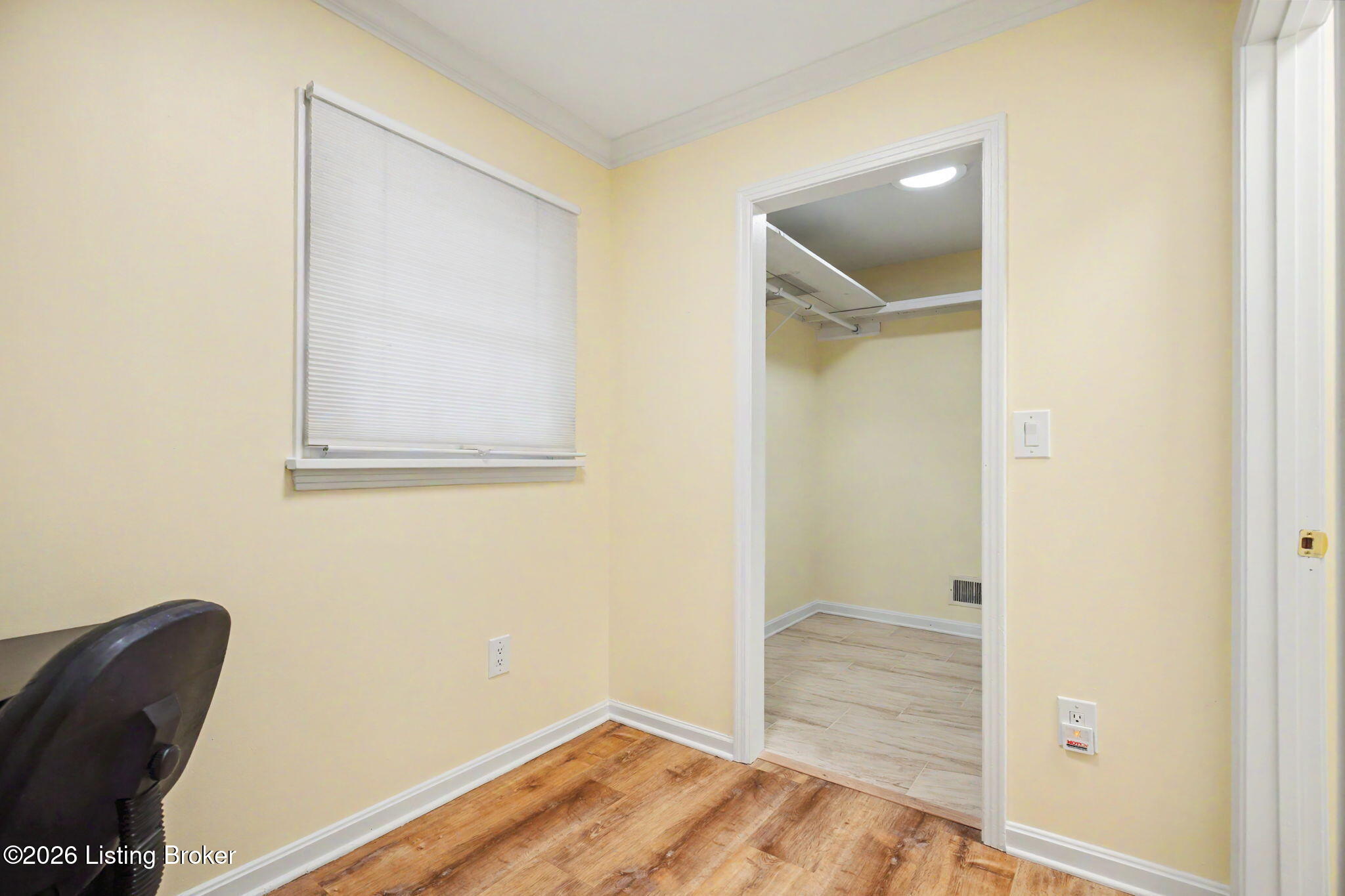 10715 Sunderland Pl Property Photo 38