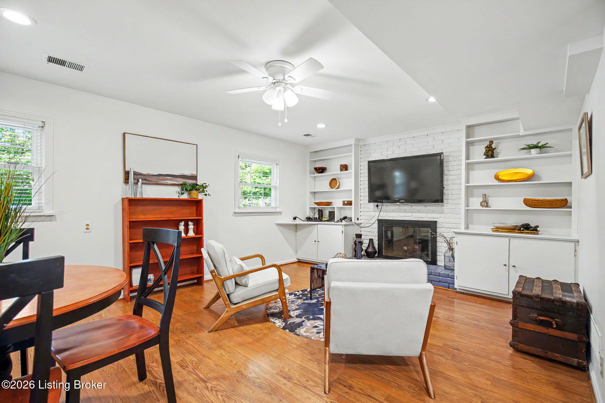10715 Sunderland Pl Property Photo 49