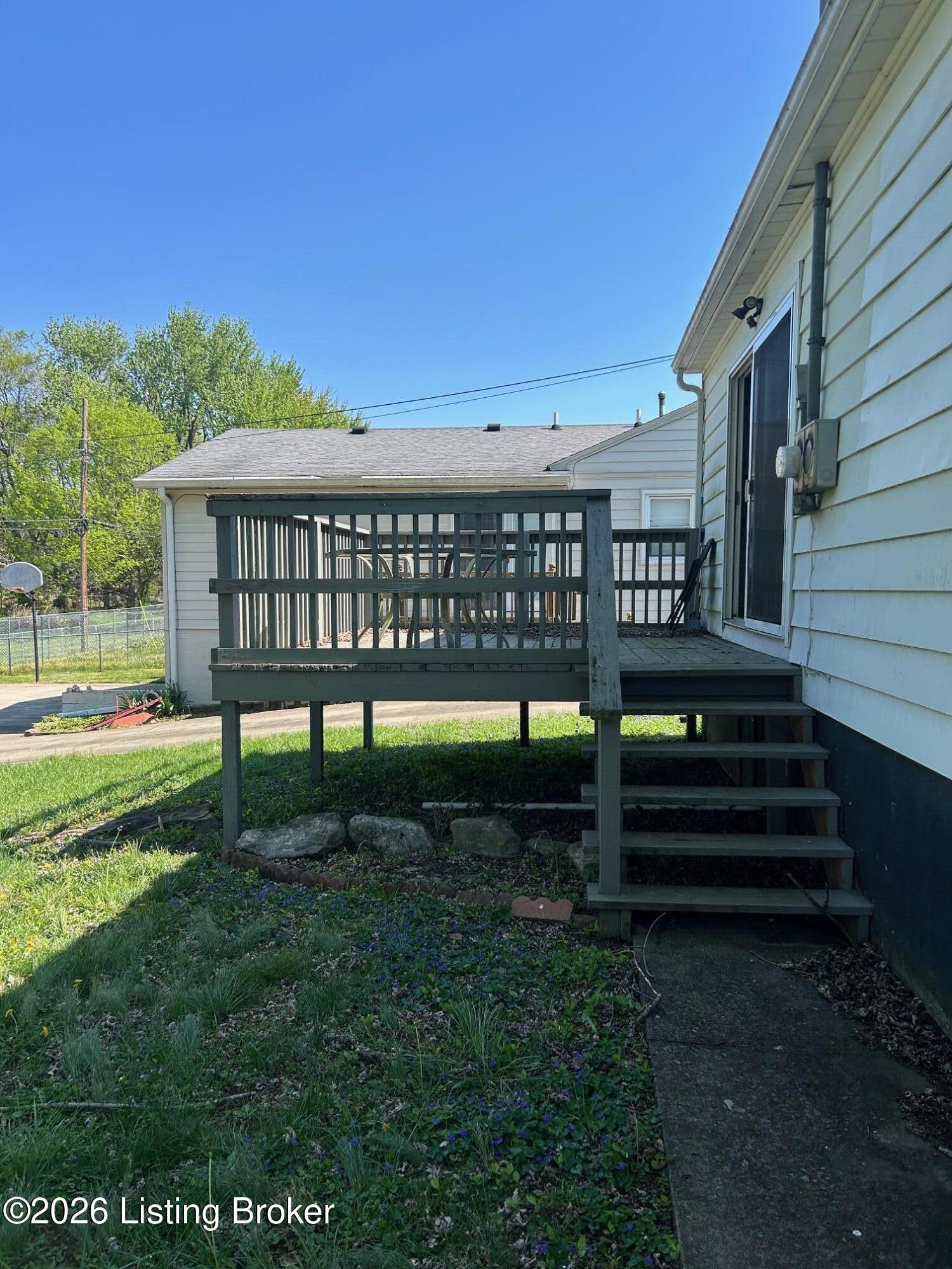 508 N Mantle Ave Property Photo 11