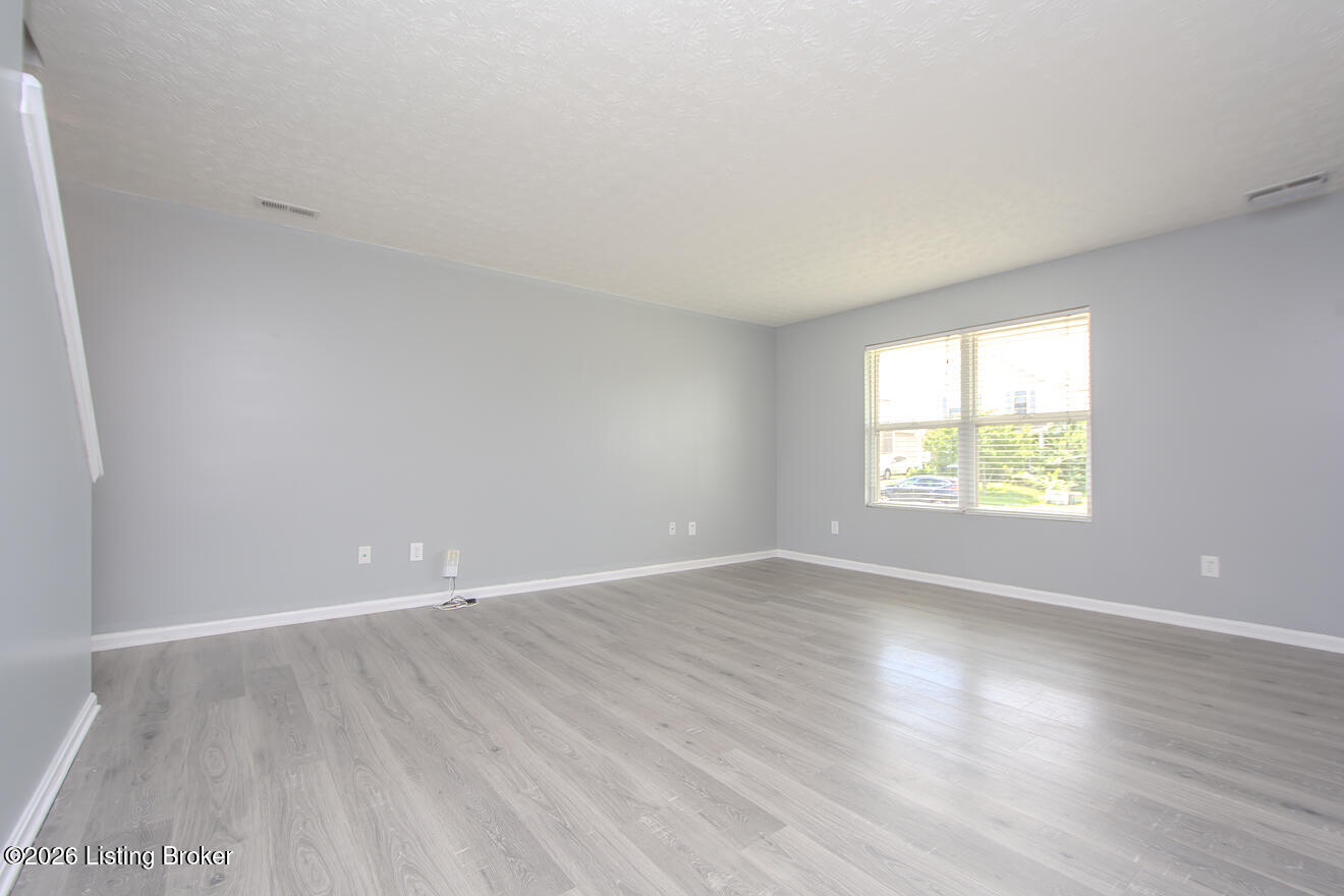 4030 Firestone Way Property Photo 7