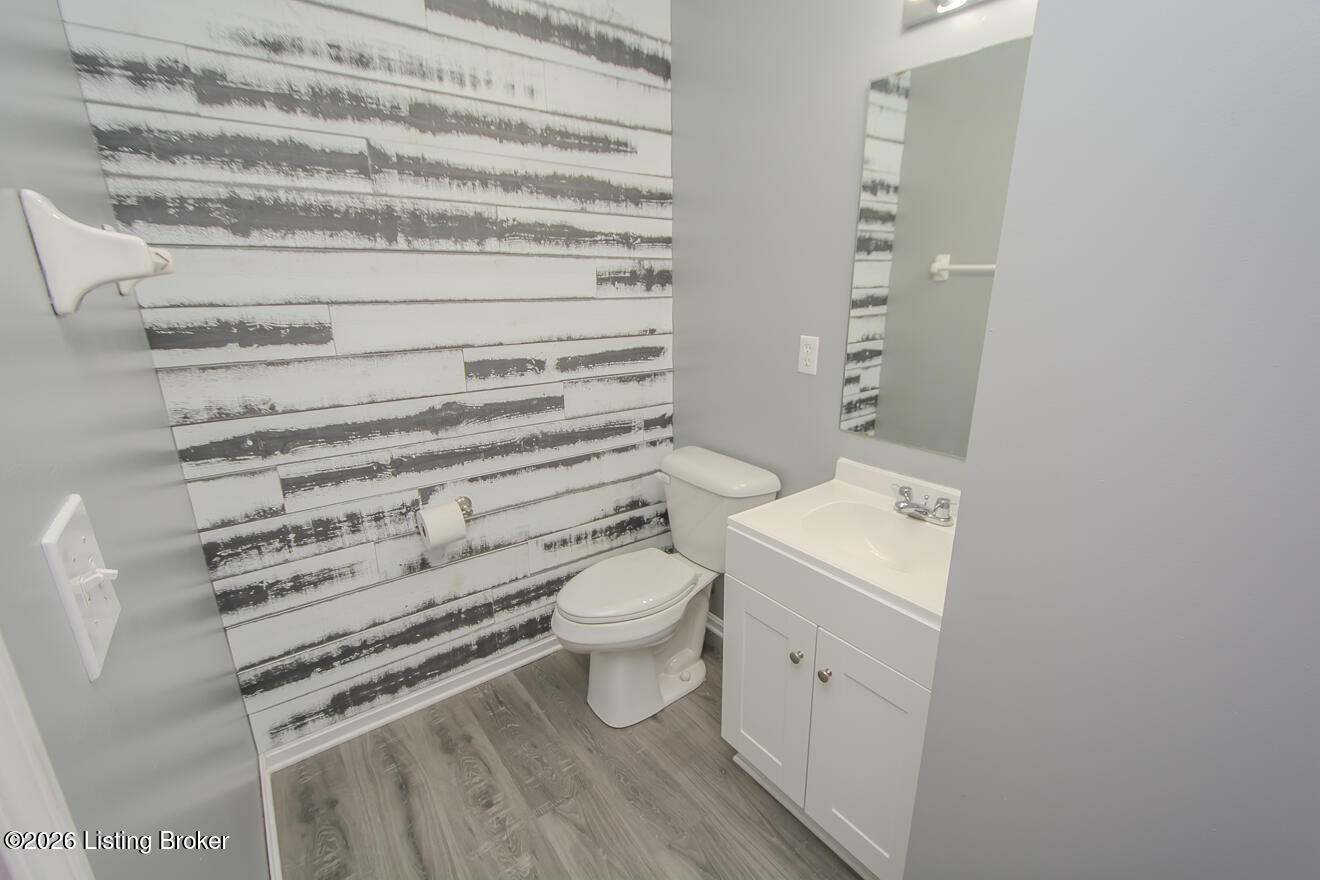 4030 Firestone Way Property Photo 18