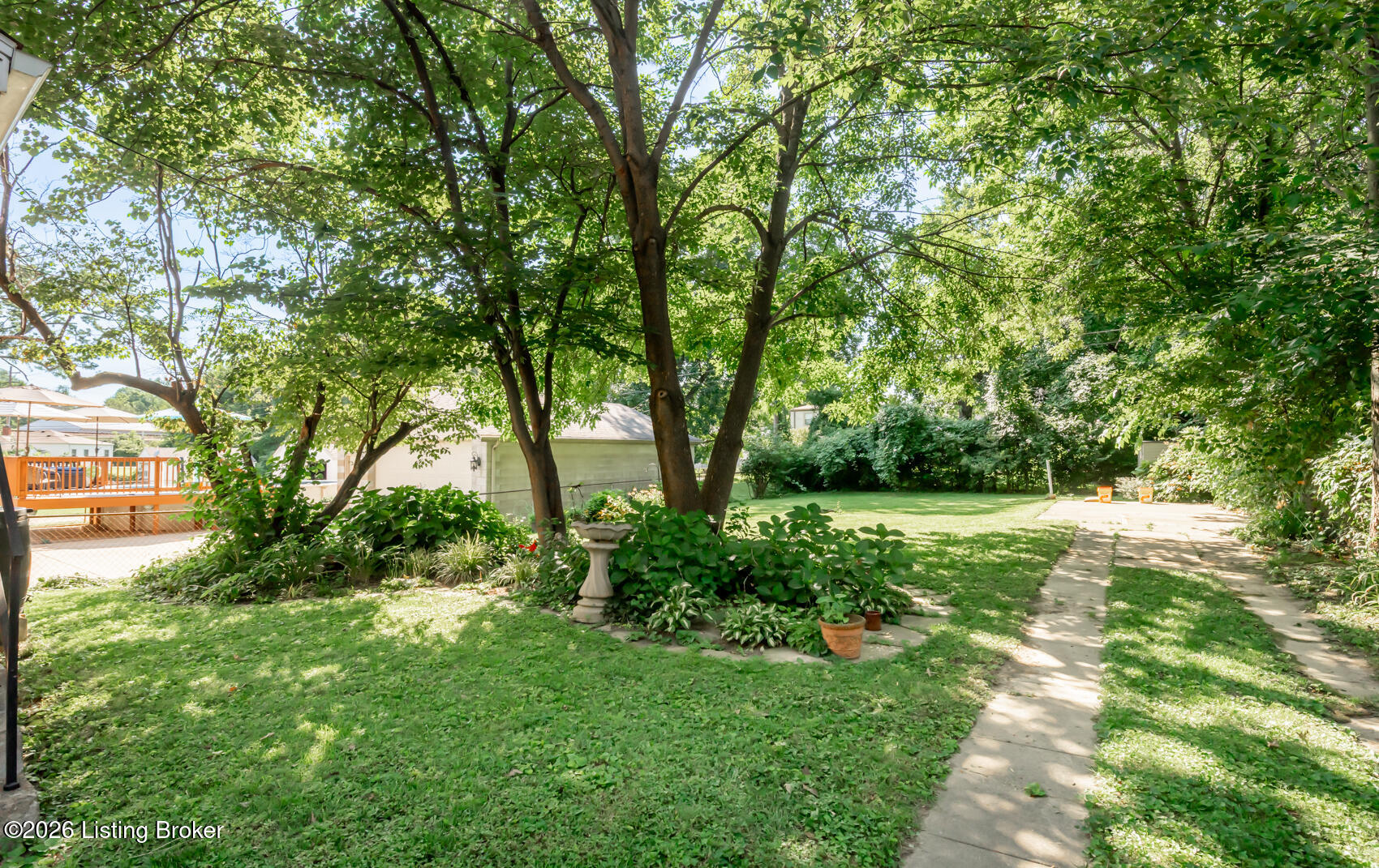 1244 Bourbon Ave Property Photo 4
