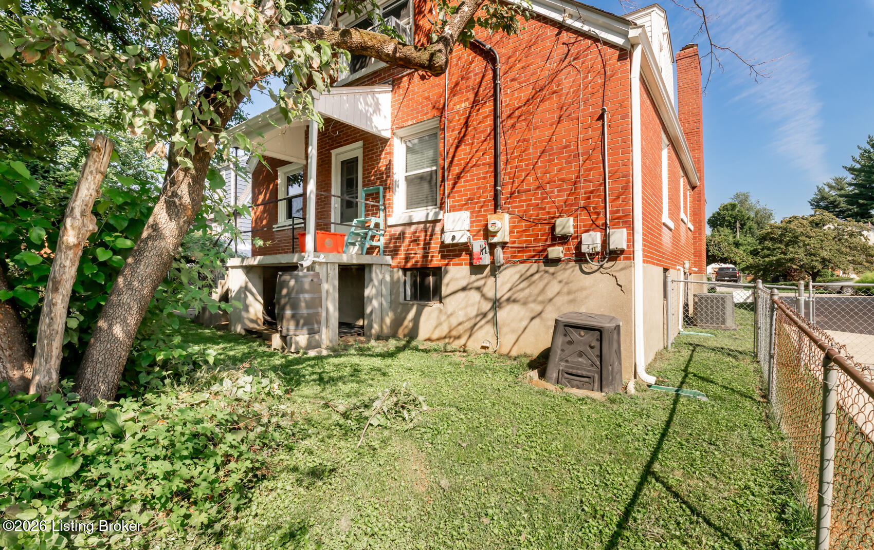 1244 Bourbon Ave Property Photo 7