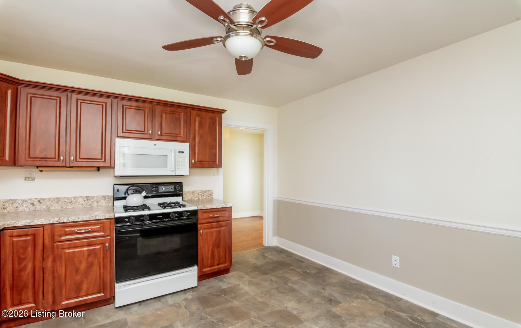 1244 Bourbon Ave Property Photo 33