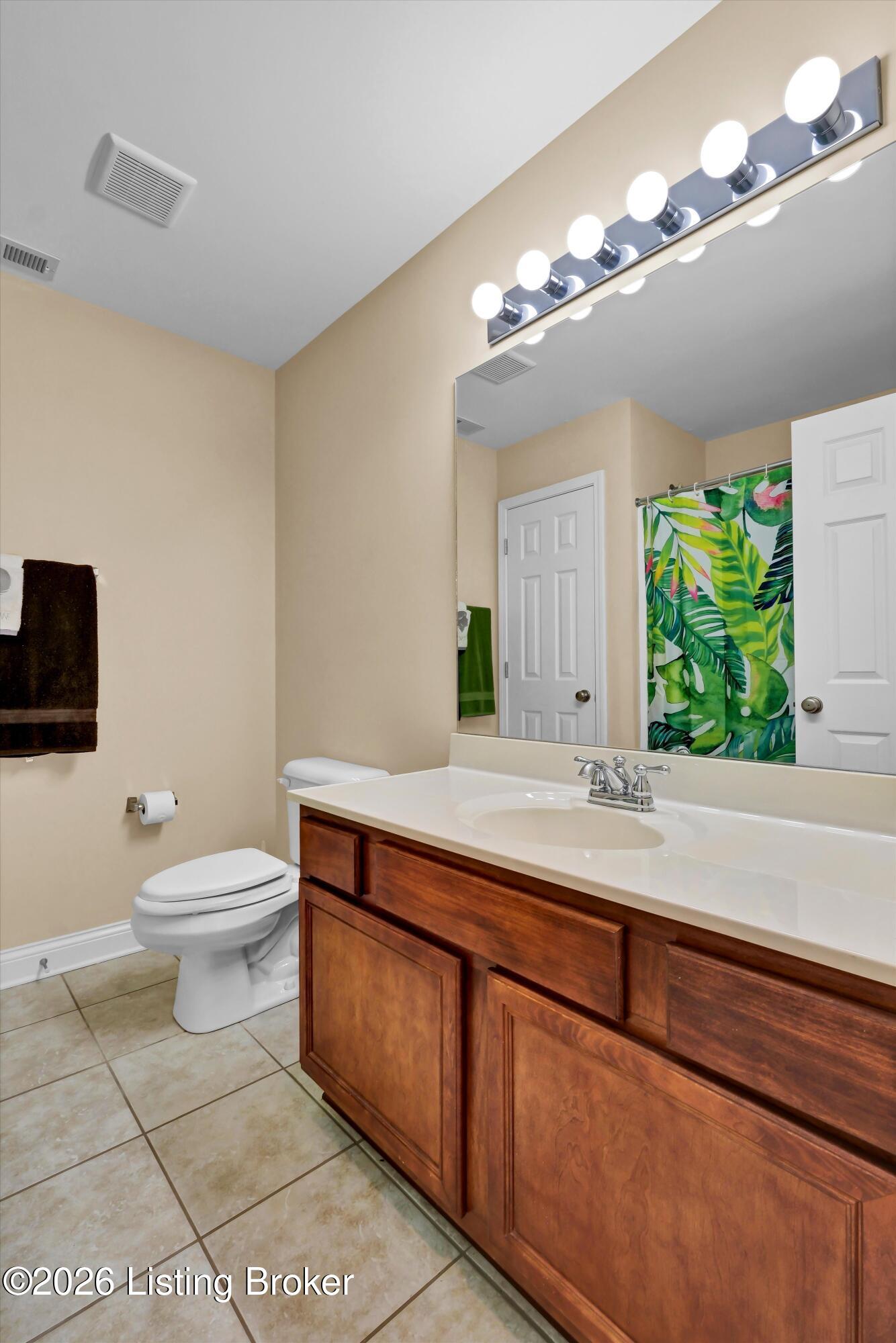 8823 Gentlewind Way Property Photo 23