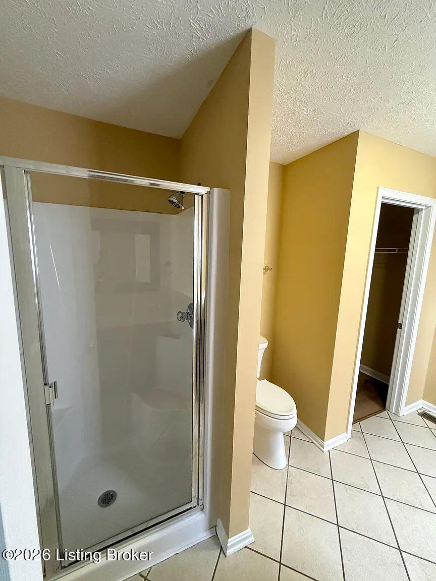 1303 Bostwick Ln Property Photo 9