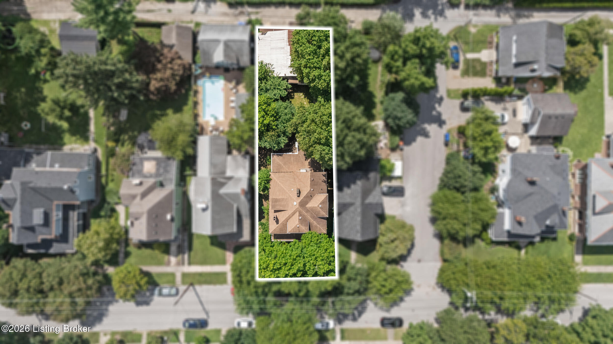122 N Bayly Ave Property Photo 3