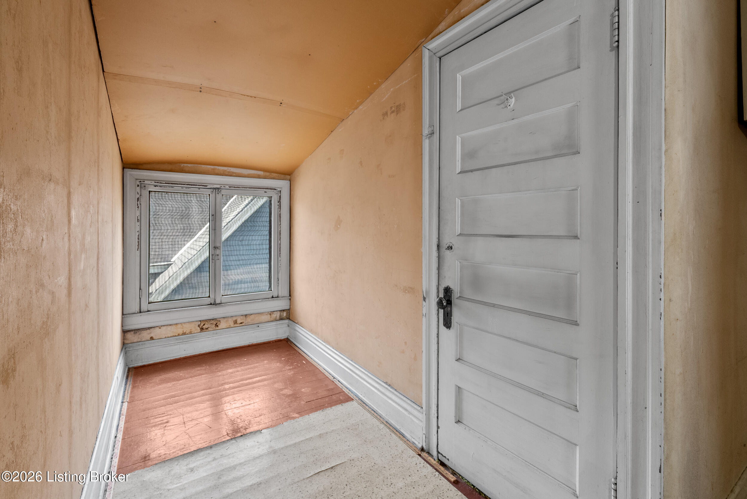 122 N Bayly Ave Property Photo 49